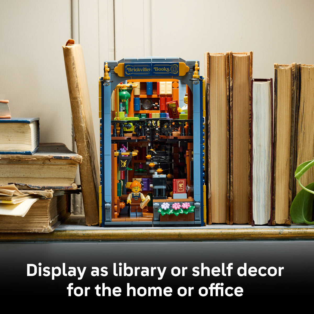 LEGO 11379 Icons Bookshop: Book Nook
