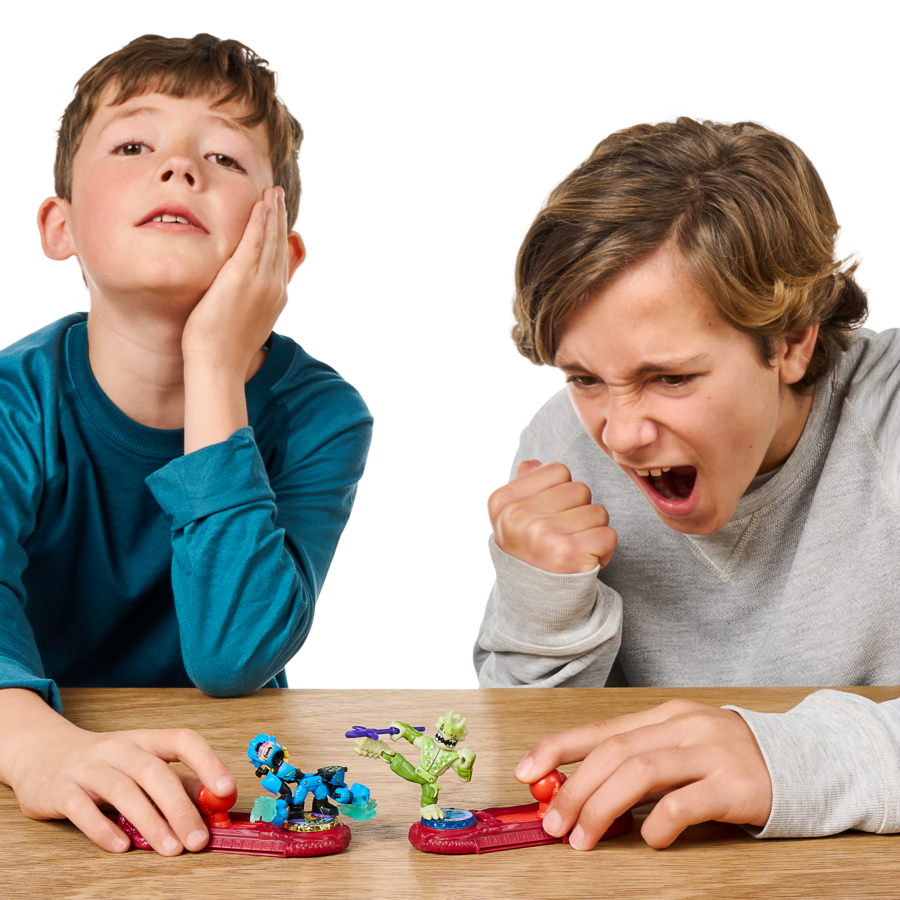 Akedo S6 Beast Strike Starter Pack