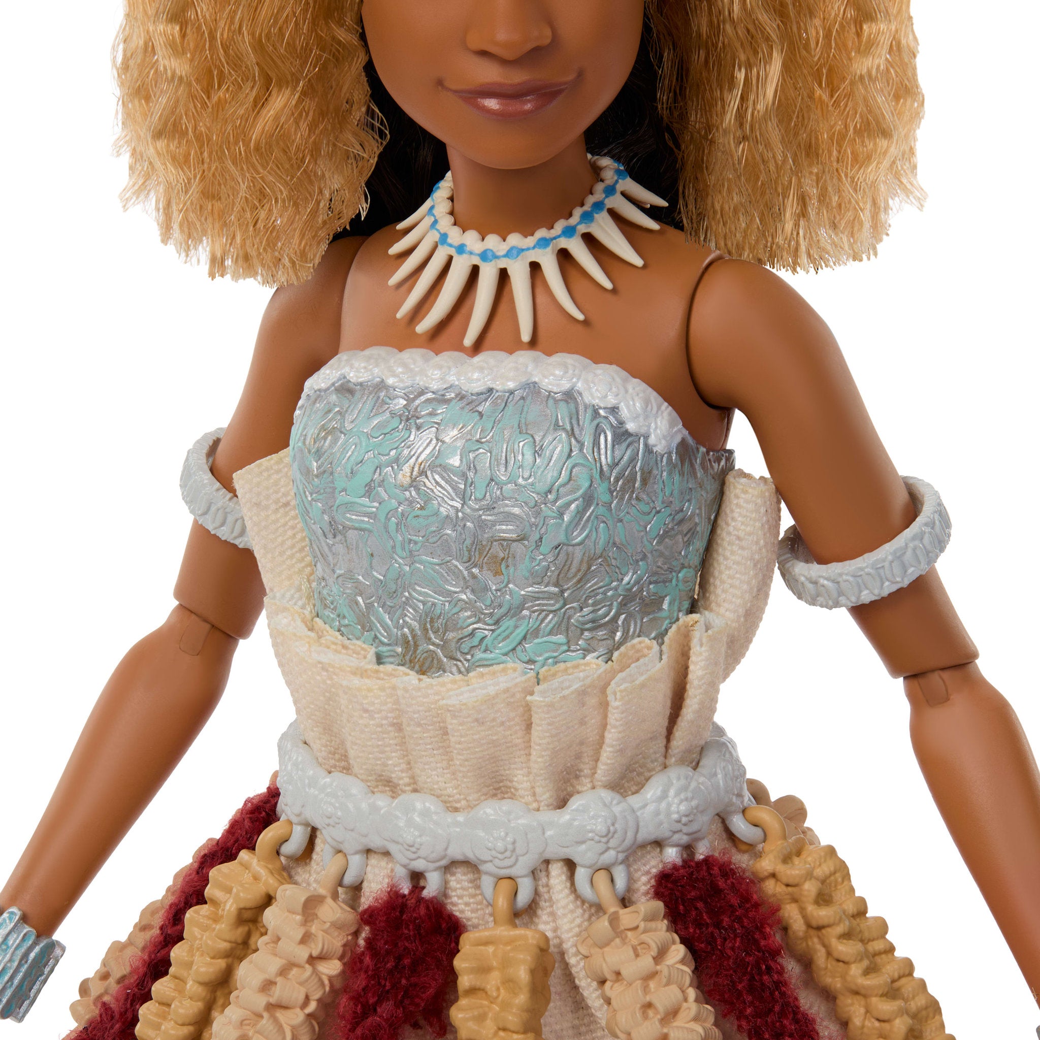 Disney Moana Fashion Doll - Ceremonial Look with Shell Accessory