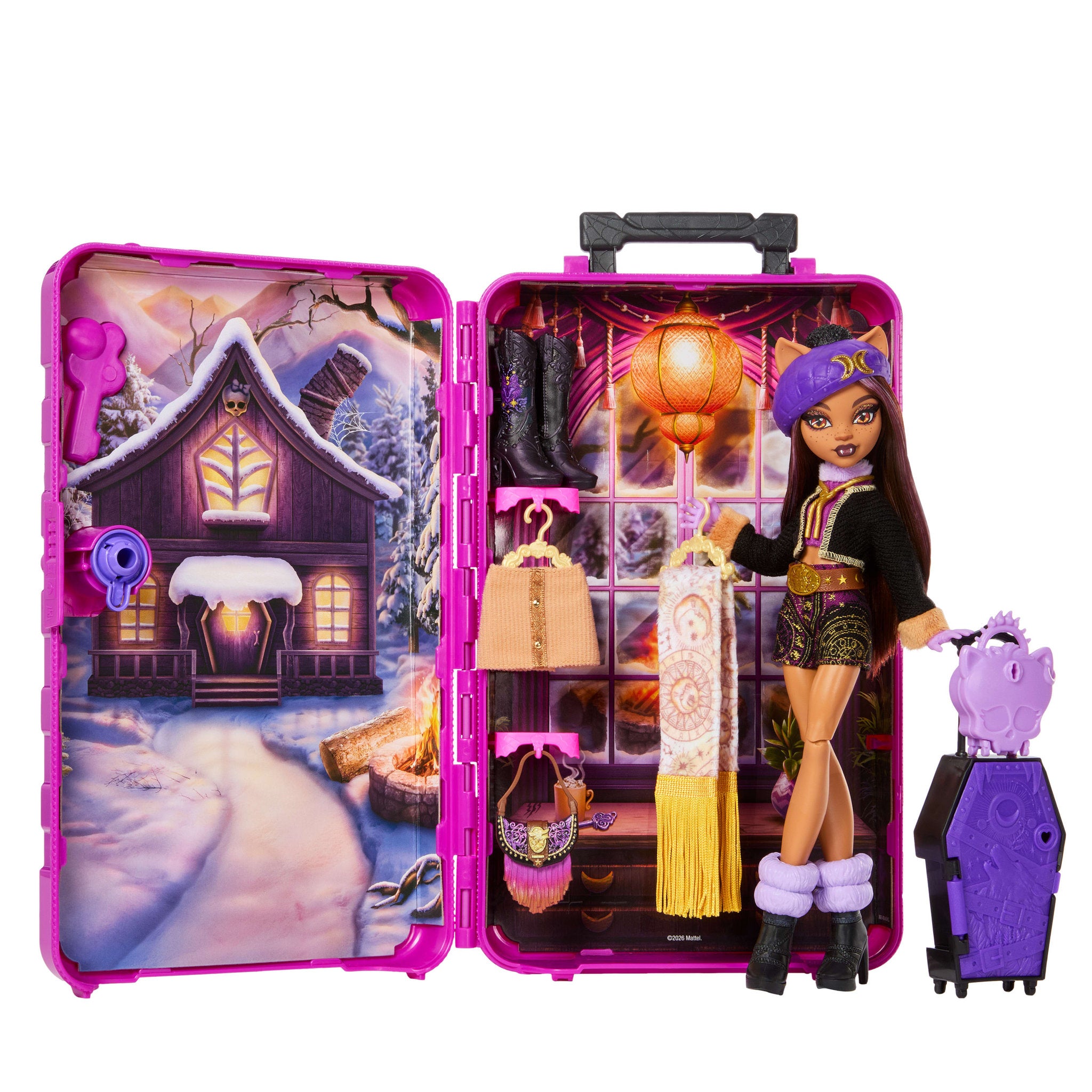 Monster High Skulltimate Secrets Cabin Slay-cation Fashion Doll - Clawdeen Wolf