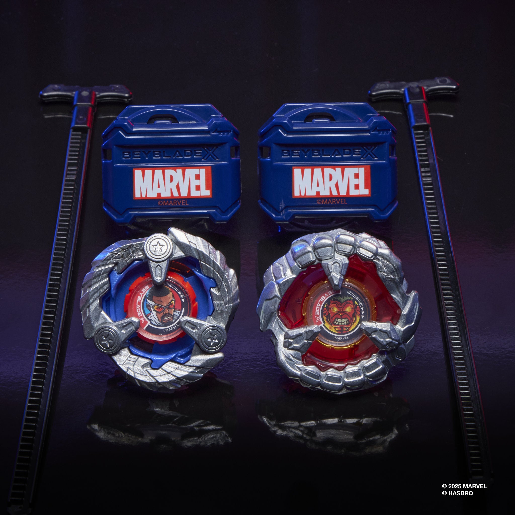 Beyblade X Marvel Collab Multipack - Captain America 4-70GB VS Red Hulk 1-80R