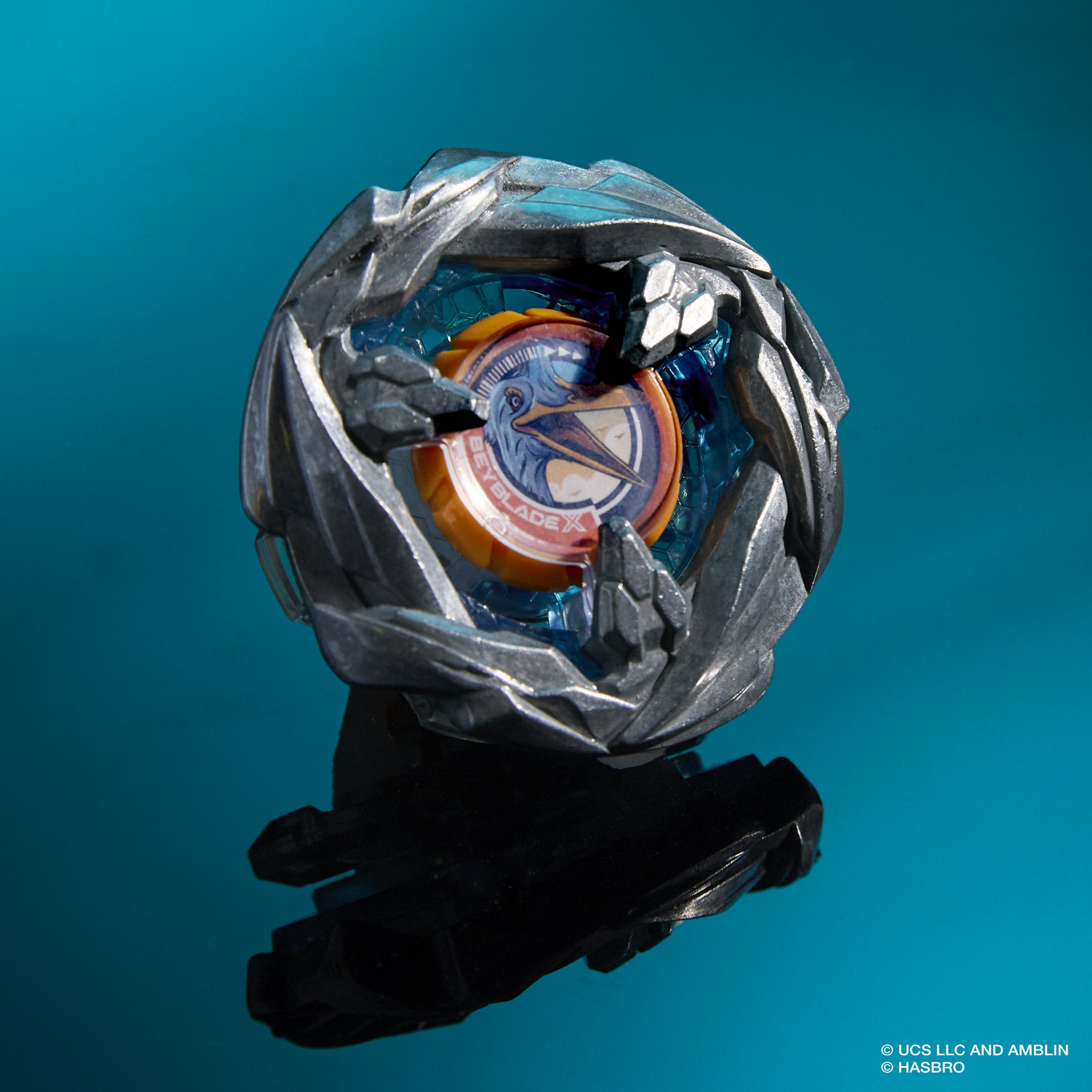 Beyblade X Jurassic World Spinosaurus & Quetzalcoatlus