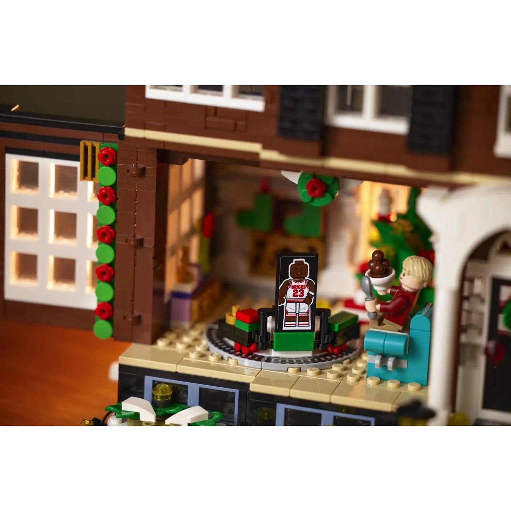 LEGO 21330 Ideas Home Alone