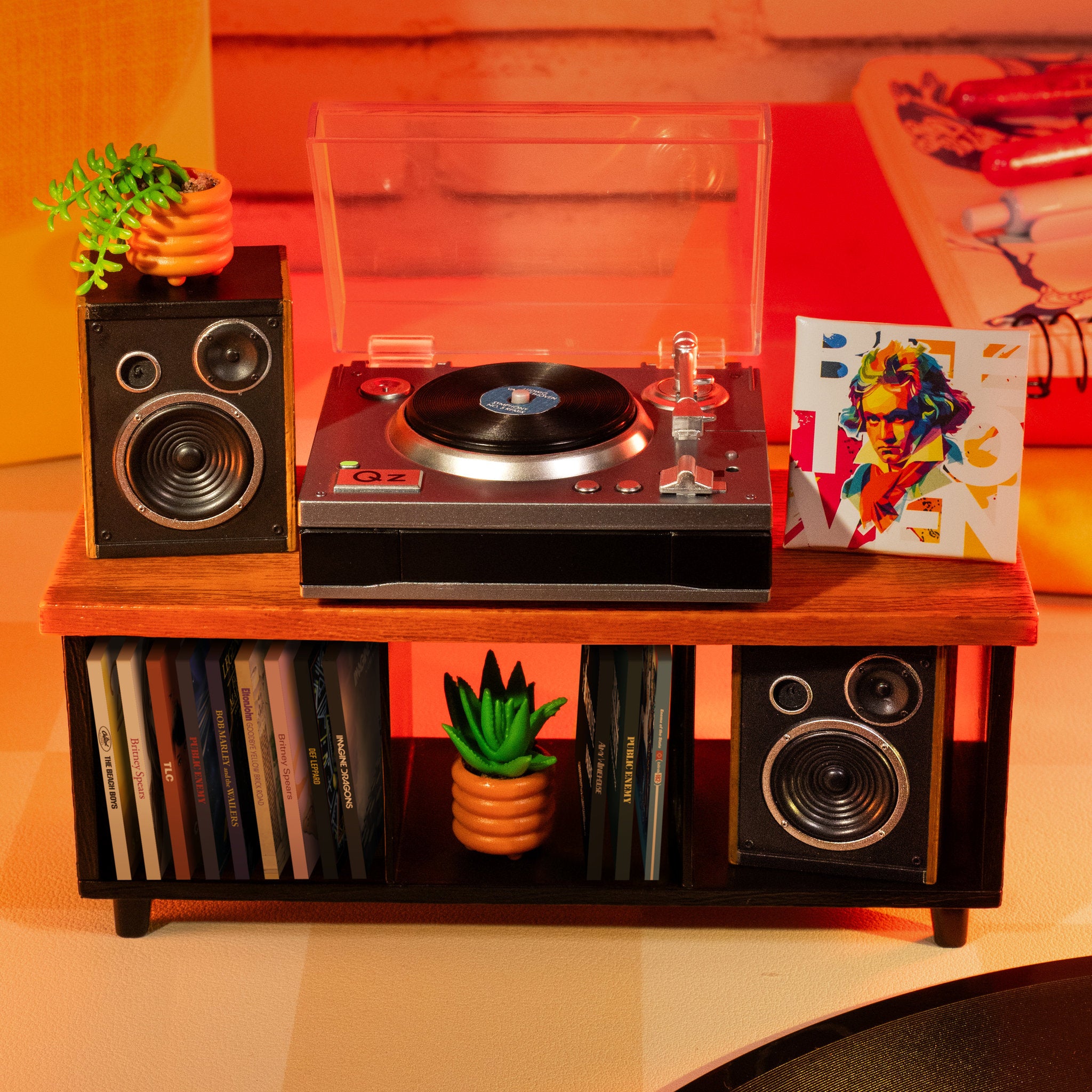 MGA's Miniverse - Real Music Record Player