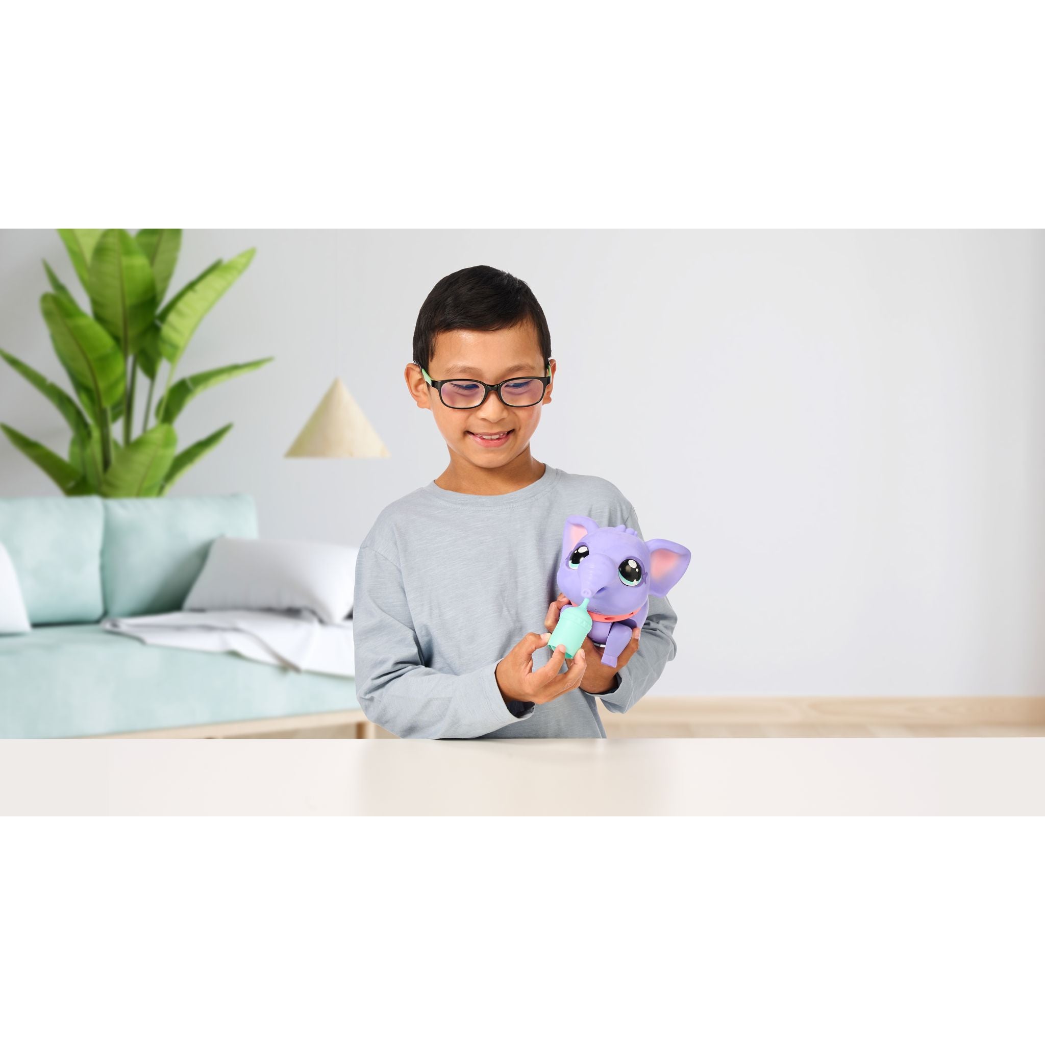 Little Live Pets My Walking Elephant Jungle Series 'Toots'