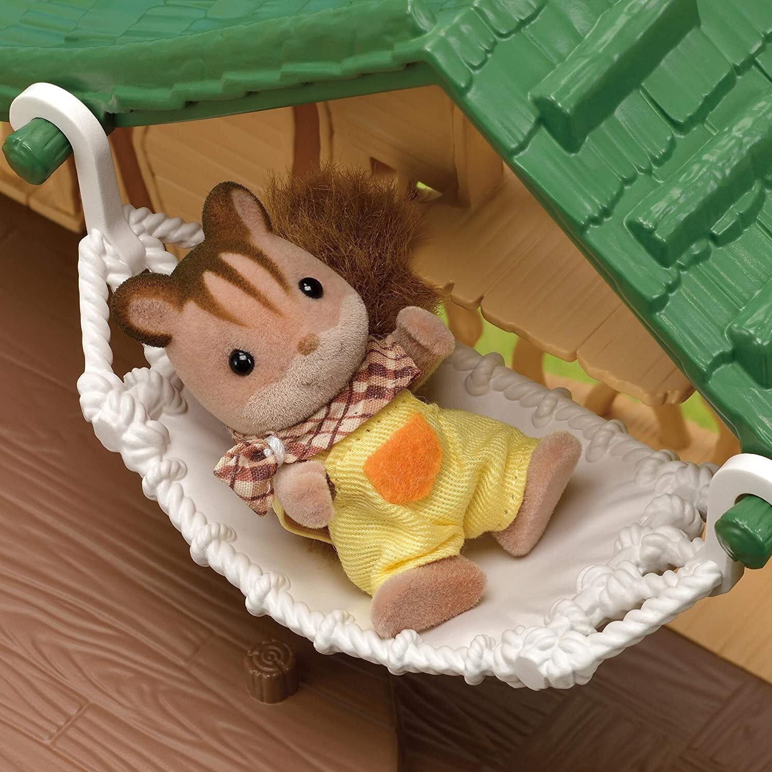 Sylvanian Families Lakeside Lodge - Toyworld Australia