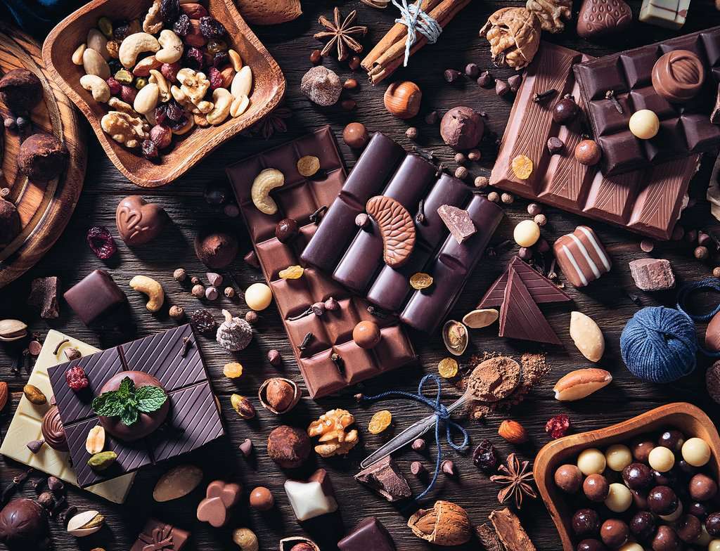 Ravensburger Chocolate Paradise 2000 Piece