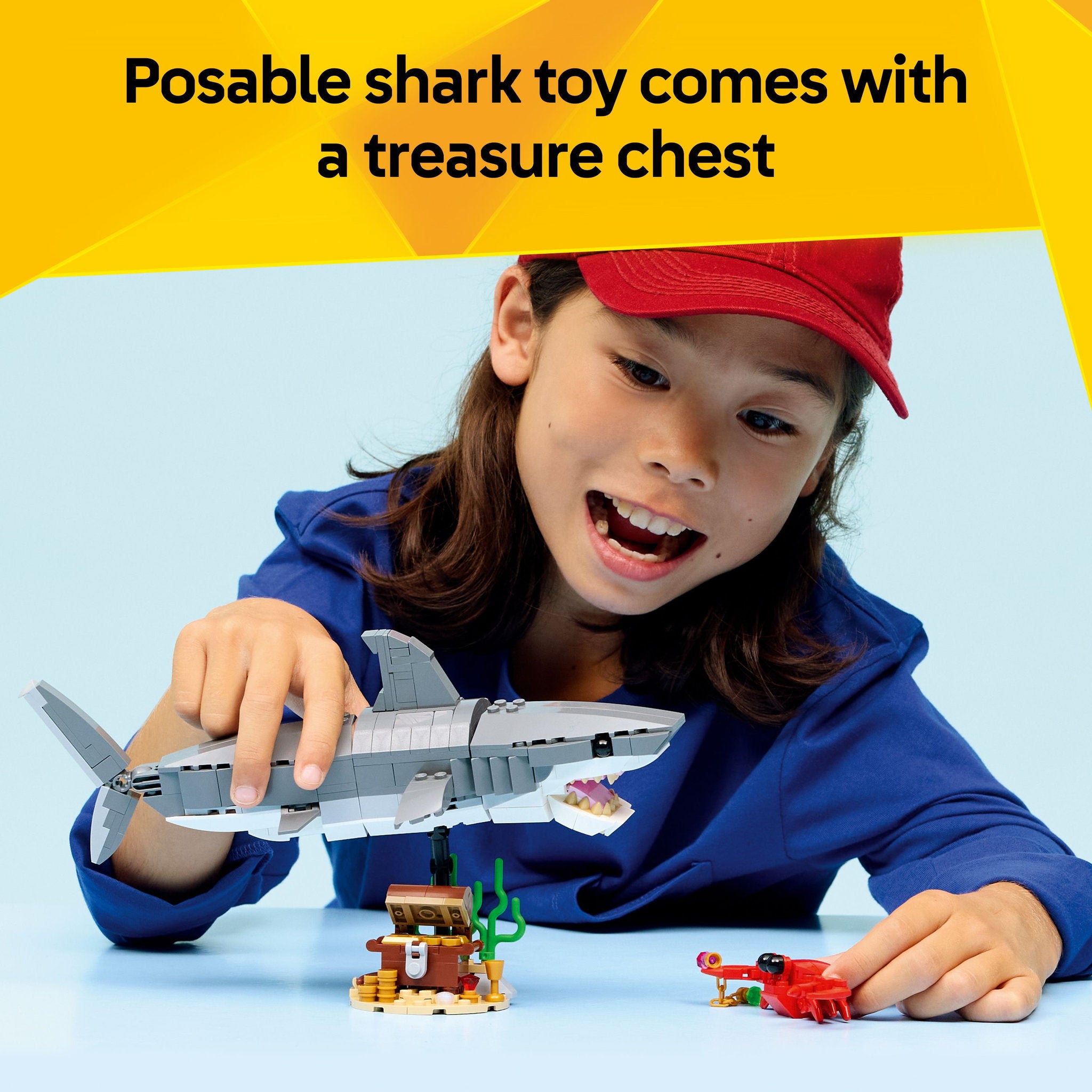 LEGO 31381 Creator Fierce Shark With A Treasure Chest