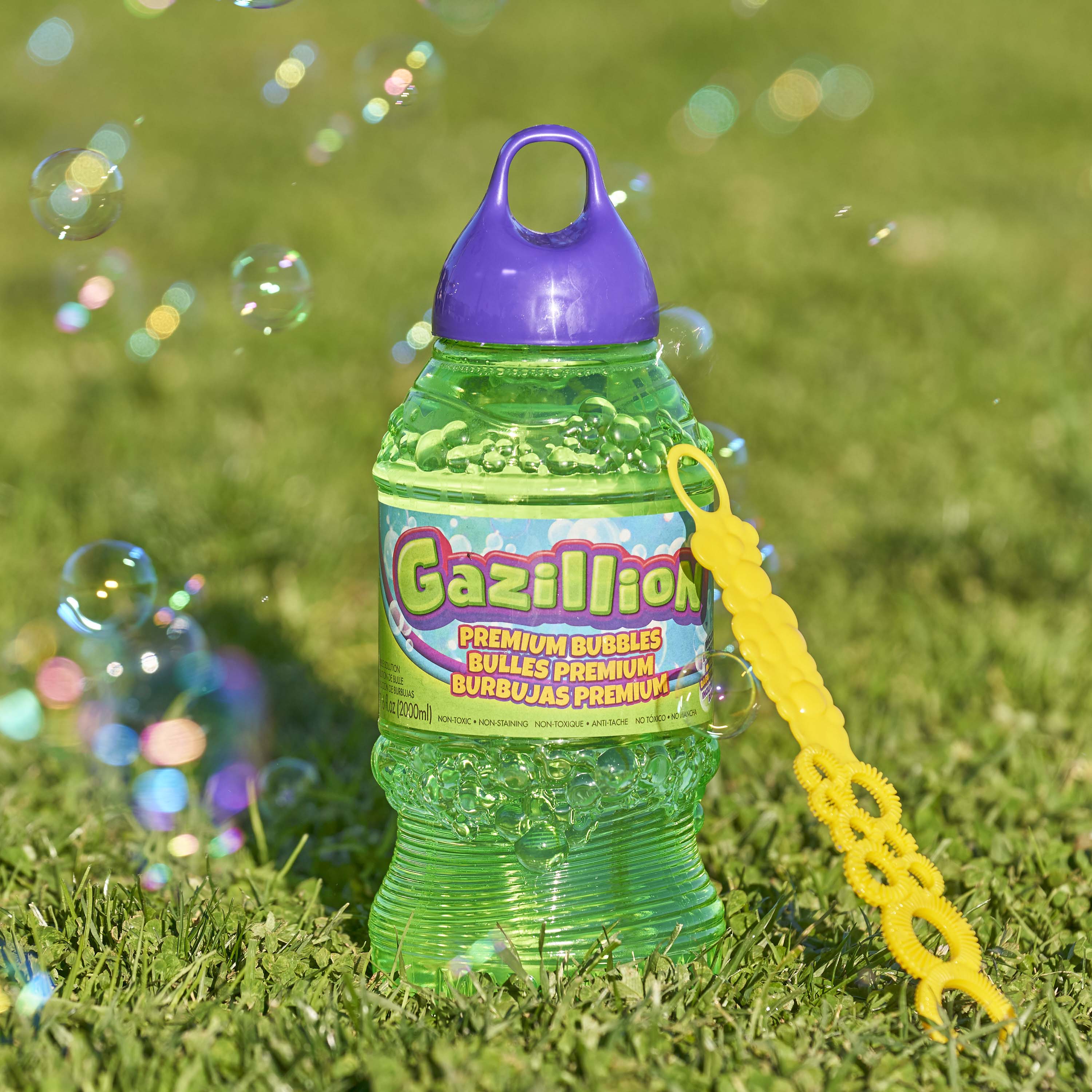 Gazillion Bubbles 2L Solution - Green
