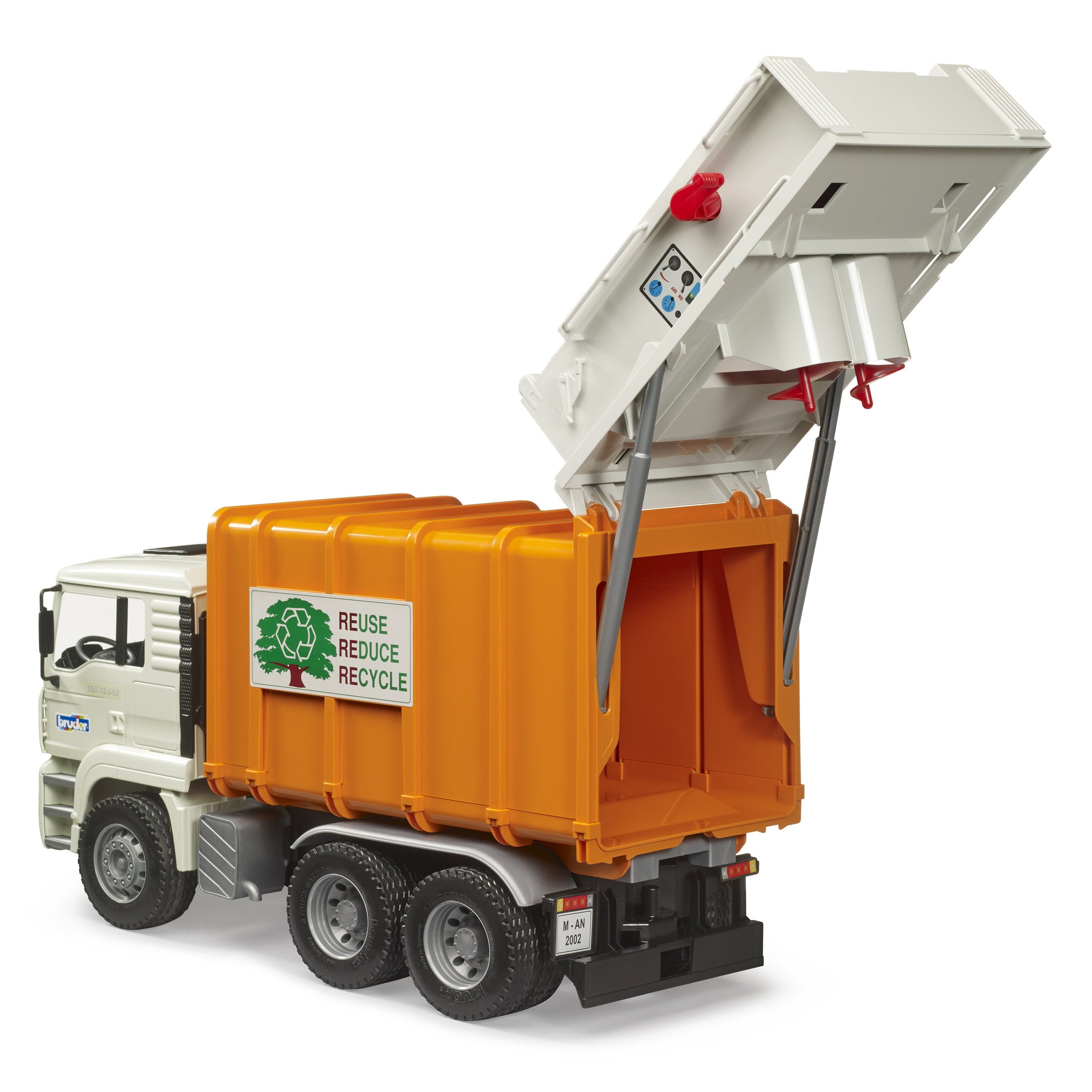 Bruder Man 1:16 Rear Loading Garbage Truck