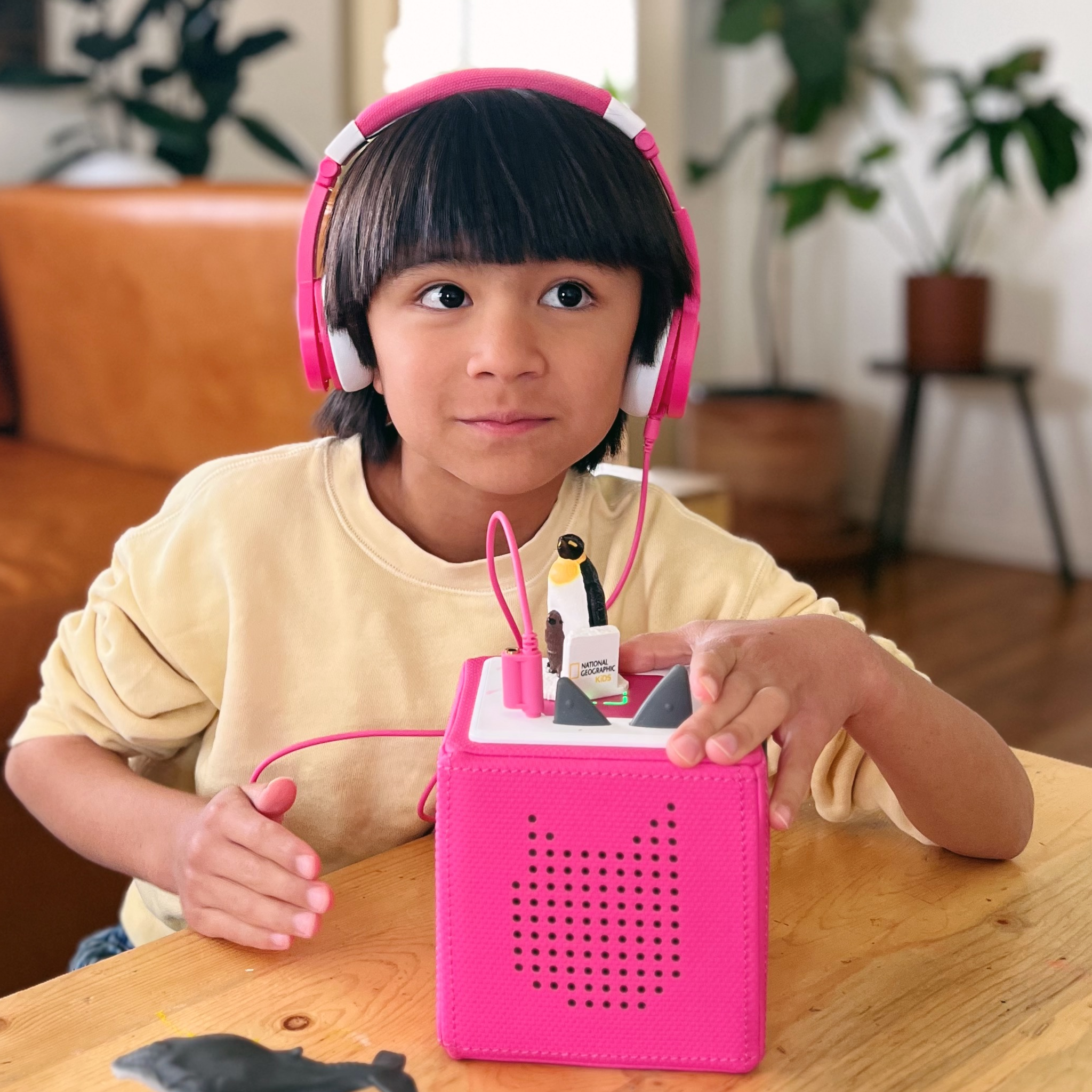 Tonies Audio Character - National Geographic Penguin
