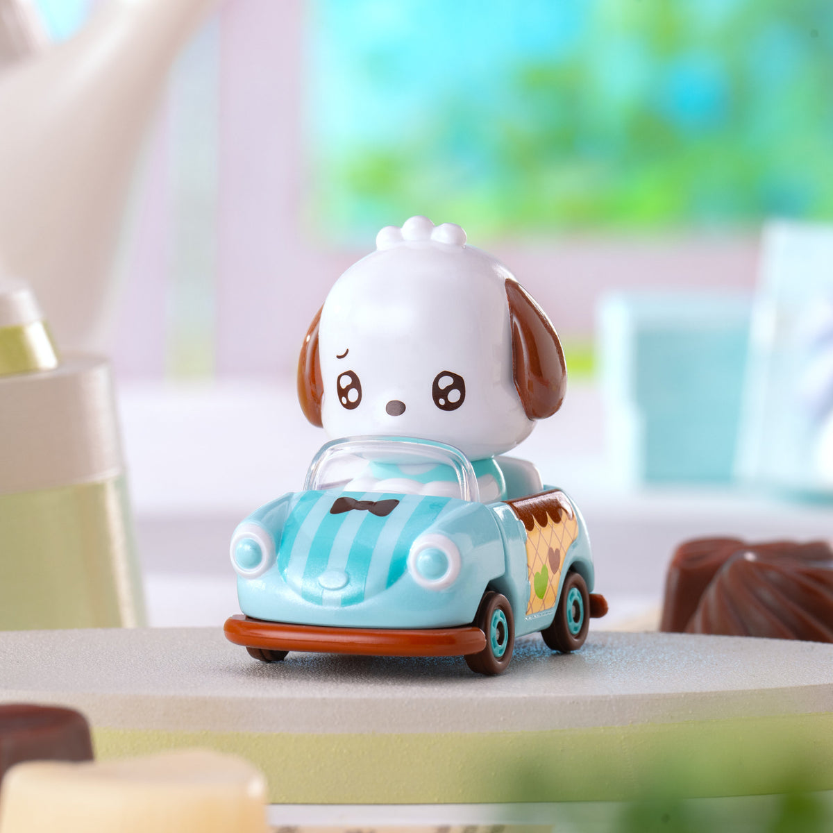 Tomica Dream Tunes Sanrio Characters Vol. 2 Hello Kitty & Friends Blind Box