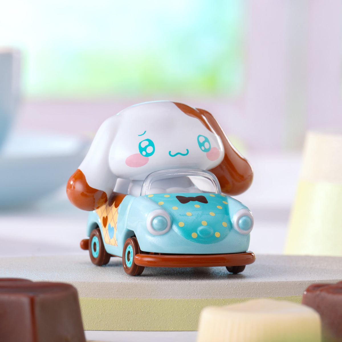 Tomica Dream Tunes Sanrio Characters Vol. 2 Hello Kitty & Friends Blind Box