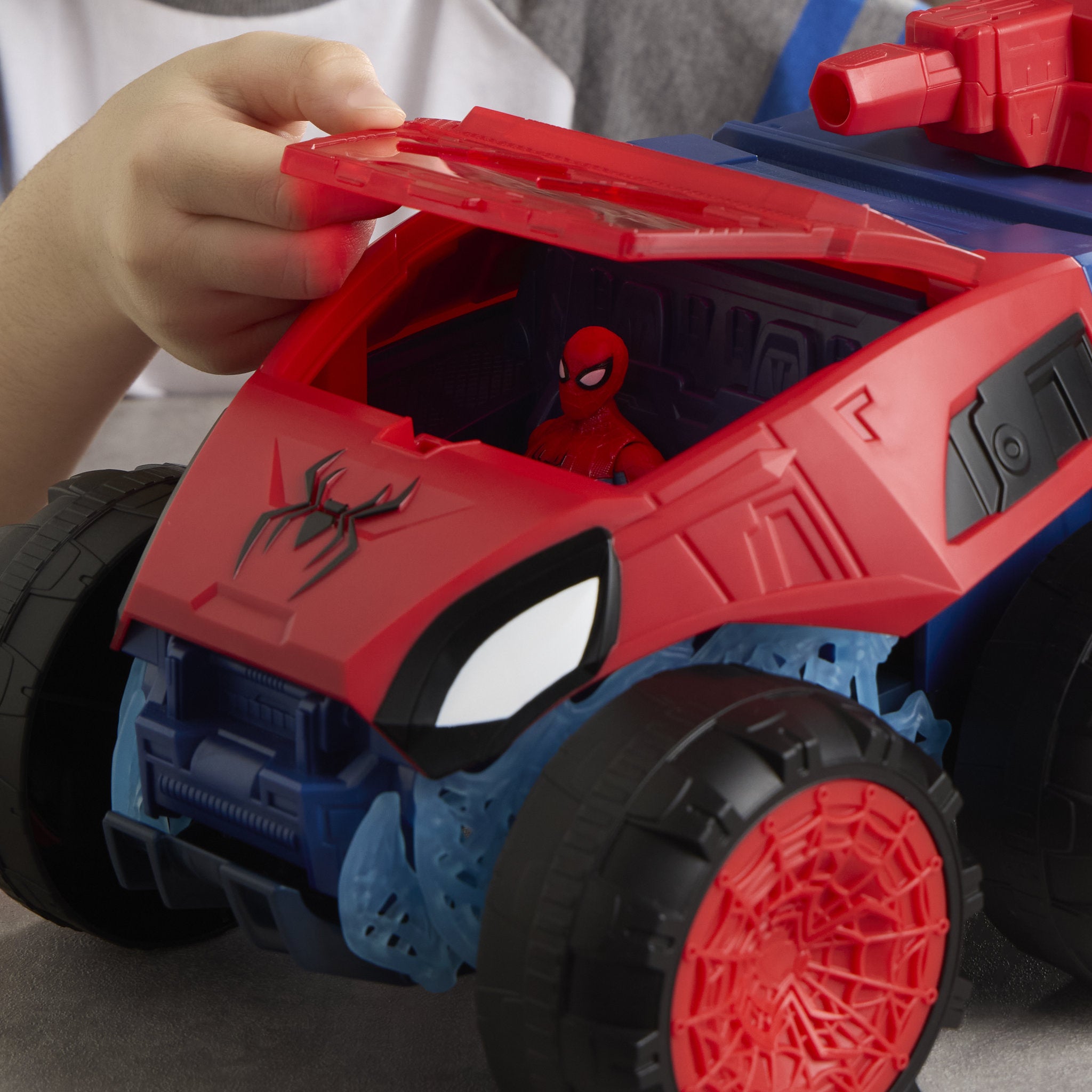 Marvel Spider-Man Brand New Day 2-In-1 Super Chompin' Tank