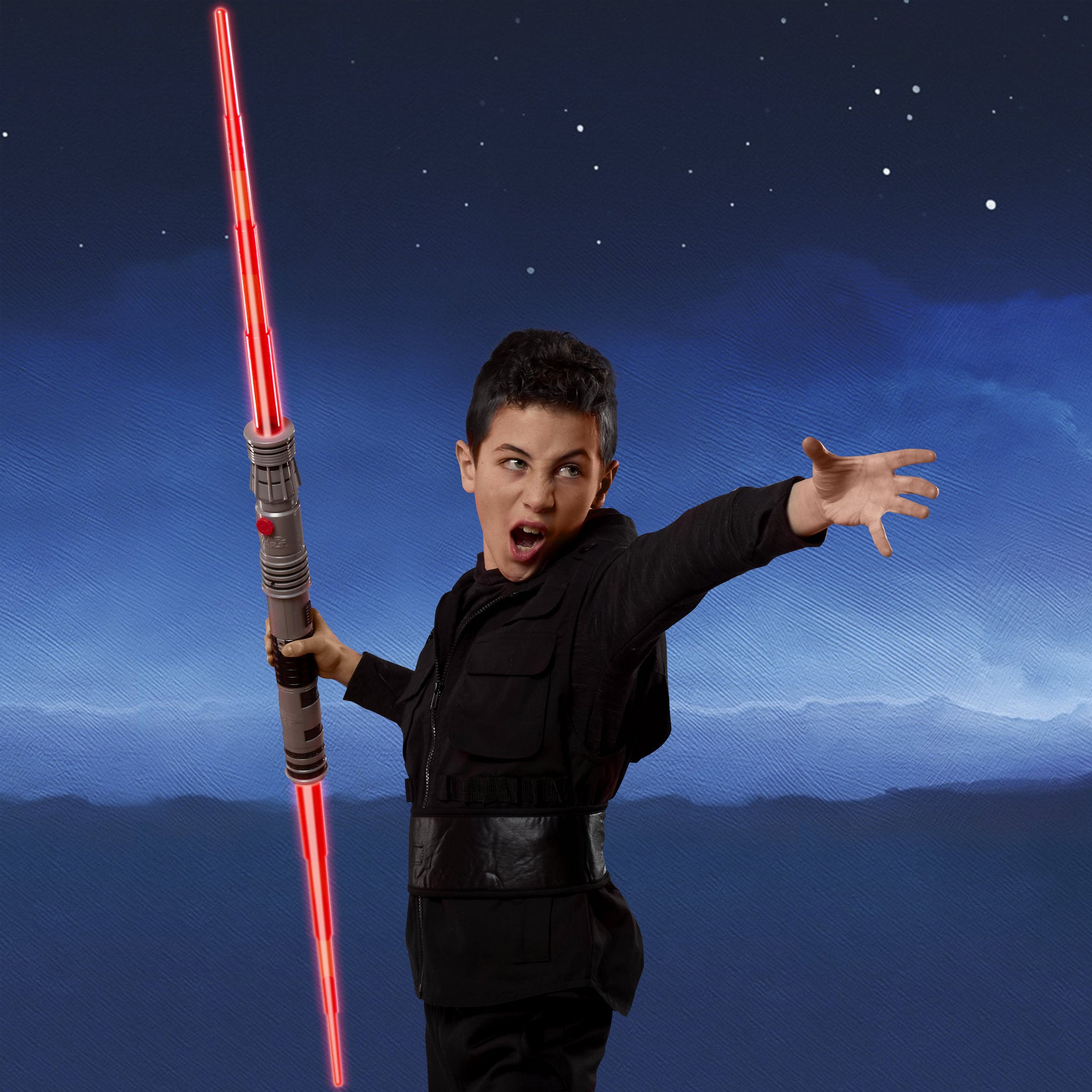 Star Wars Electronic Double-Bladed Lightsaber - Darth Maul