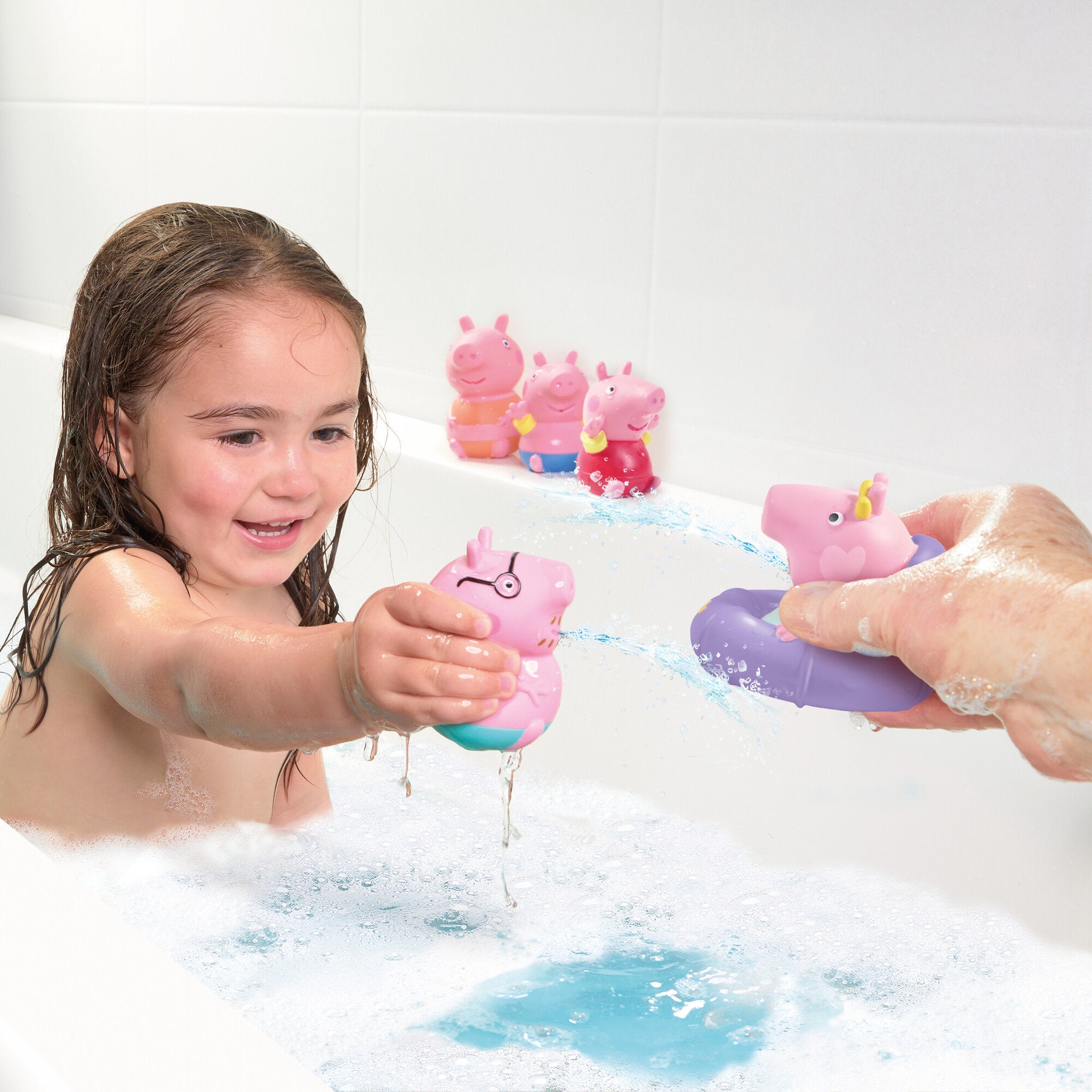 TOMY Toomies Peppa Pig Family Bath Squirters 5 Pack
