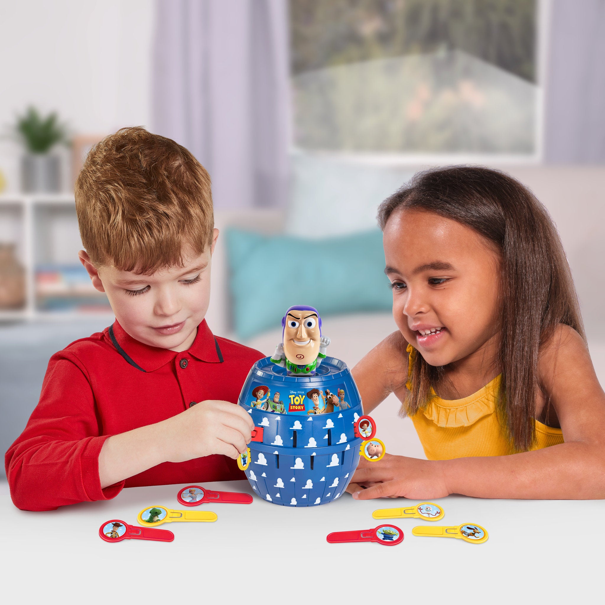 TOMY Pop Up Disney Pixar Buzz Lightyear