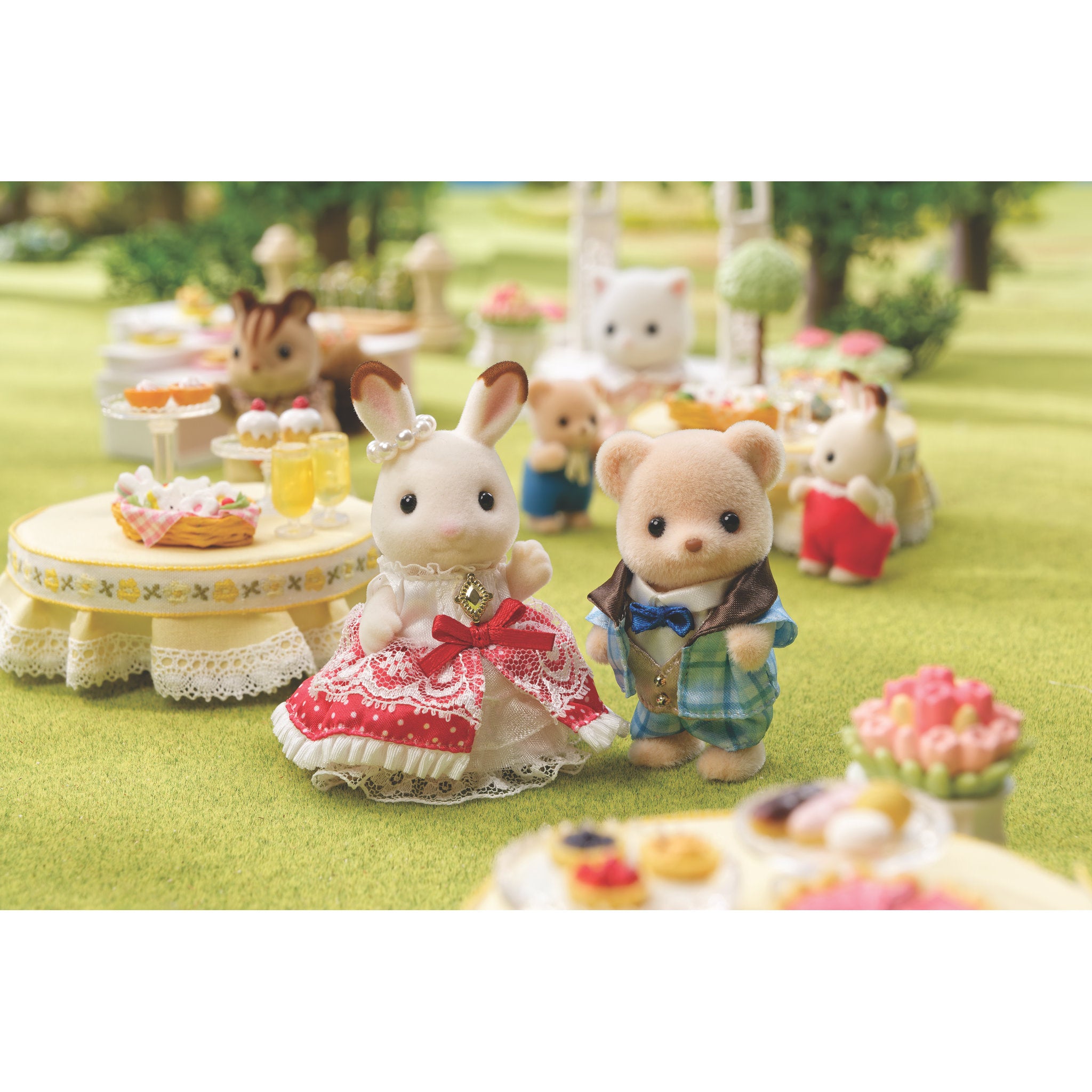 Sylvanian Families Anniversary Freinds Set Freya & Theo