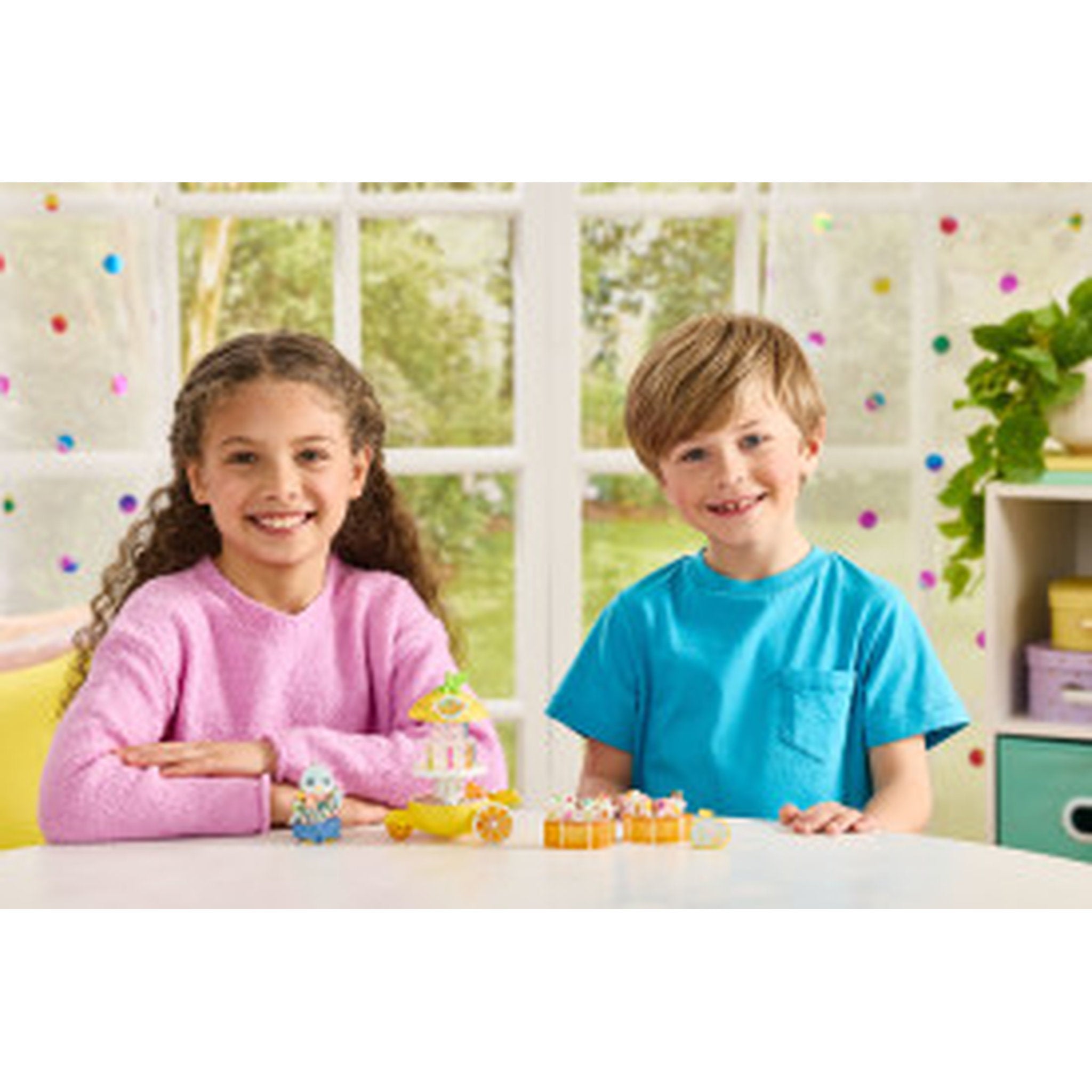 Sylvanian Families Citrus Bird Juice Stand