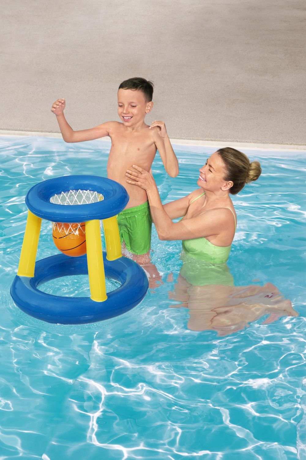 Bestway Splash N Hoop Inflatable Water Game