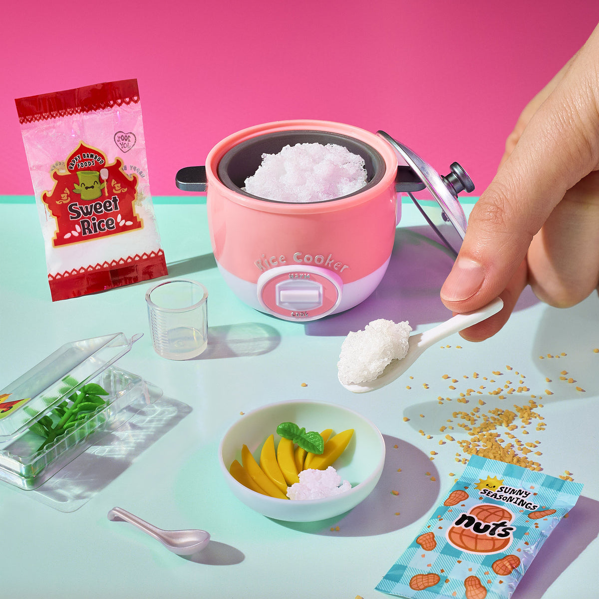 MGA's Miniverse - Make It Mini Appliances Series 3 Blind Capsule
