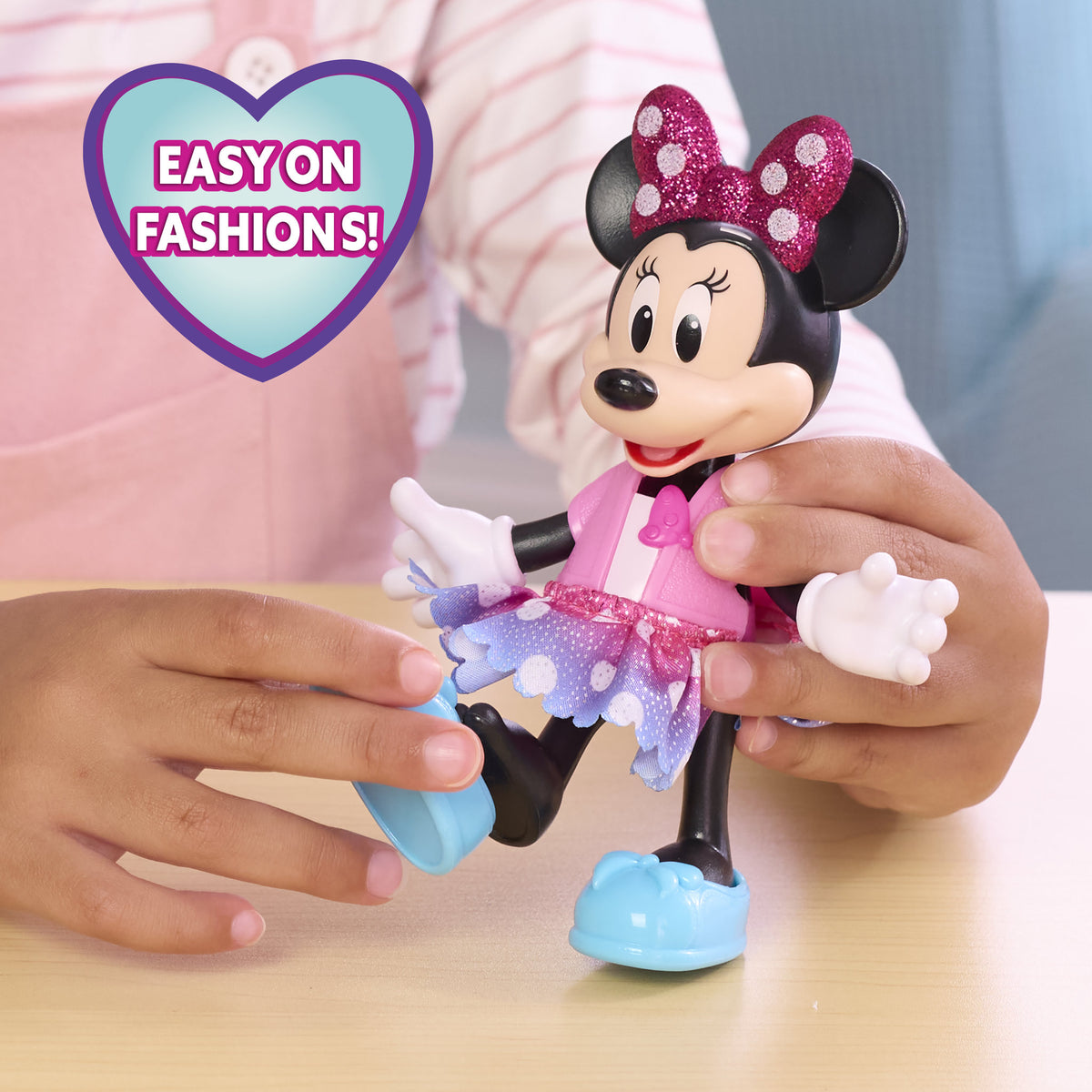 Minnie Mouse Fabulous Fashion Doll Playset