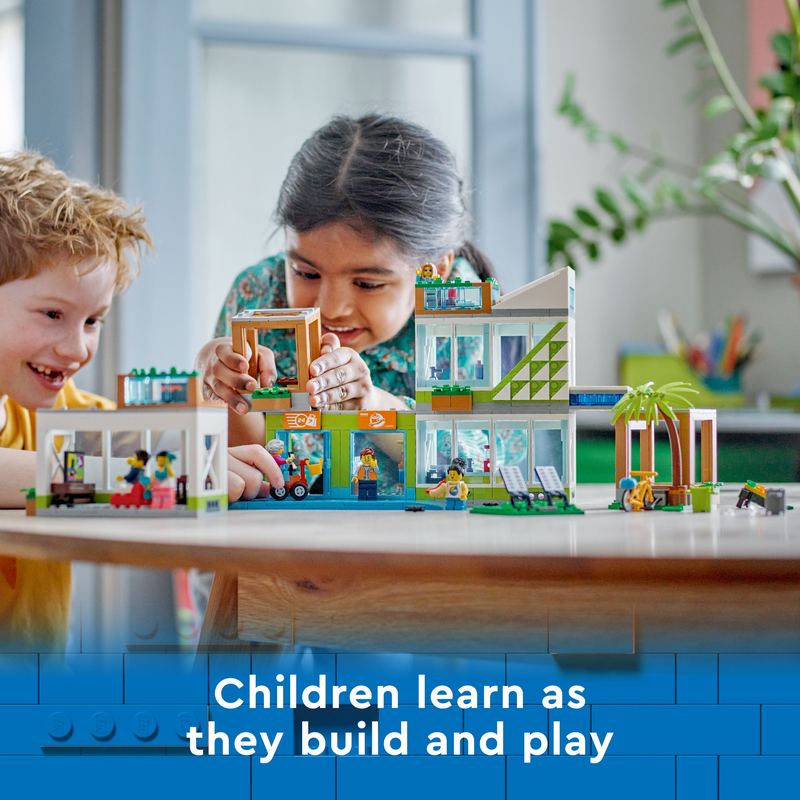 LEGO 60365 City Apartment Building