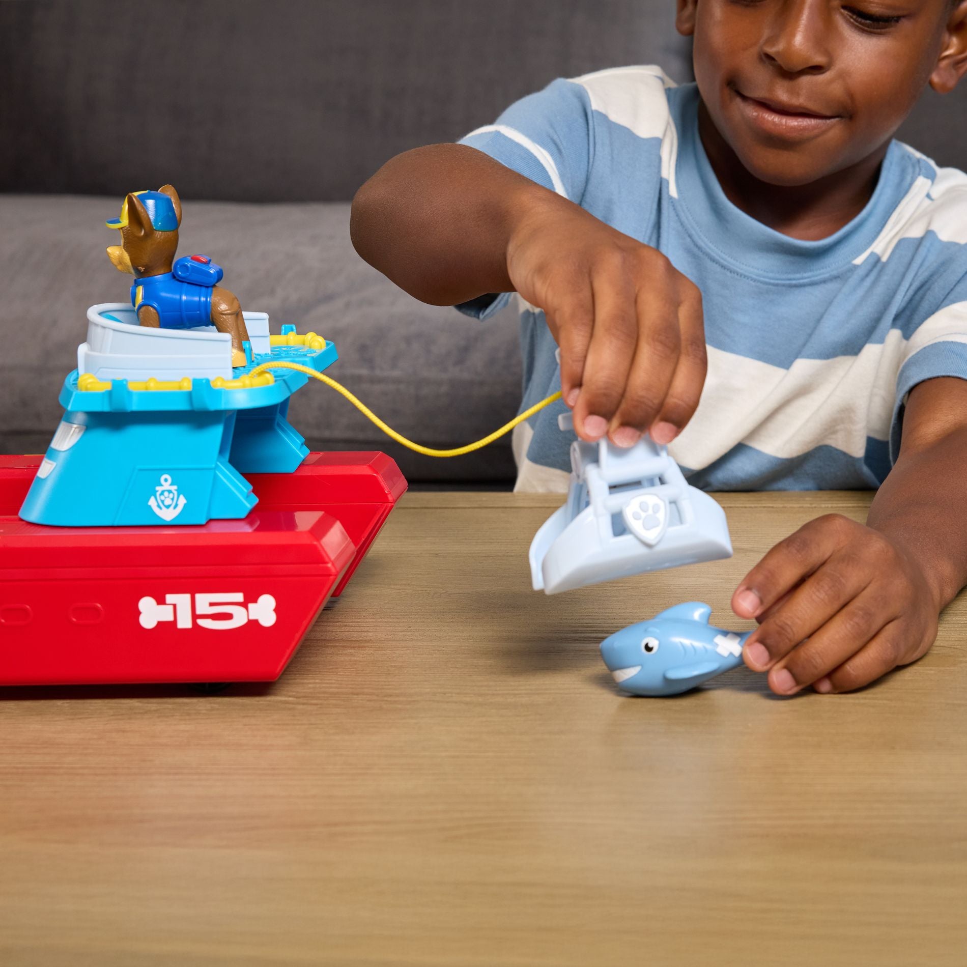 PAW Patrol Sea Patroller Vehicle With Chase Figure - Toyworld Australia
