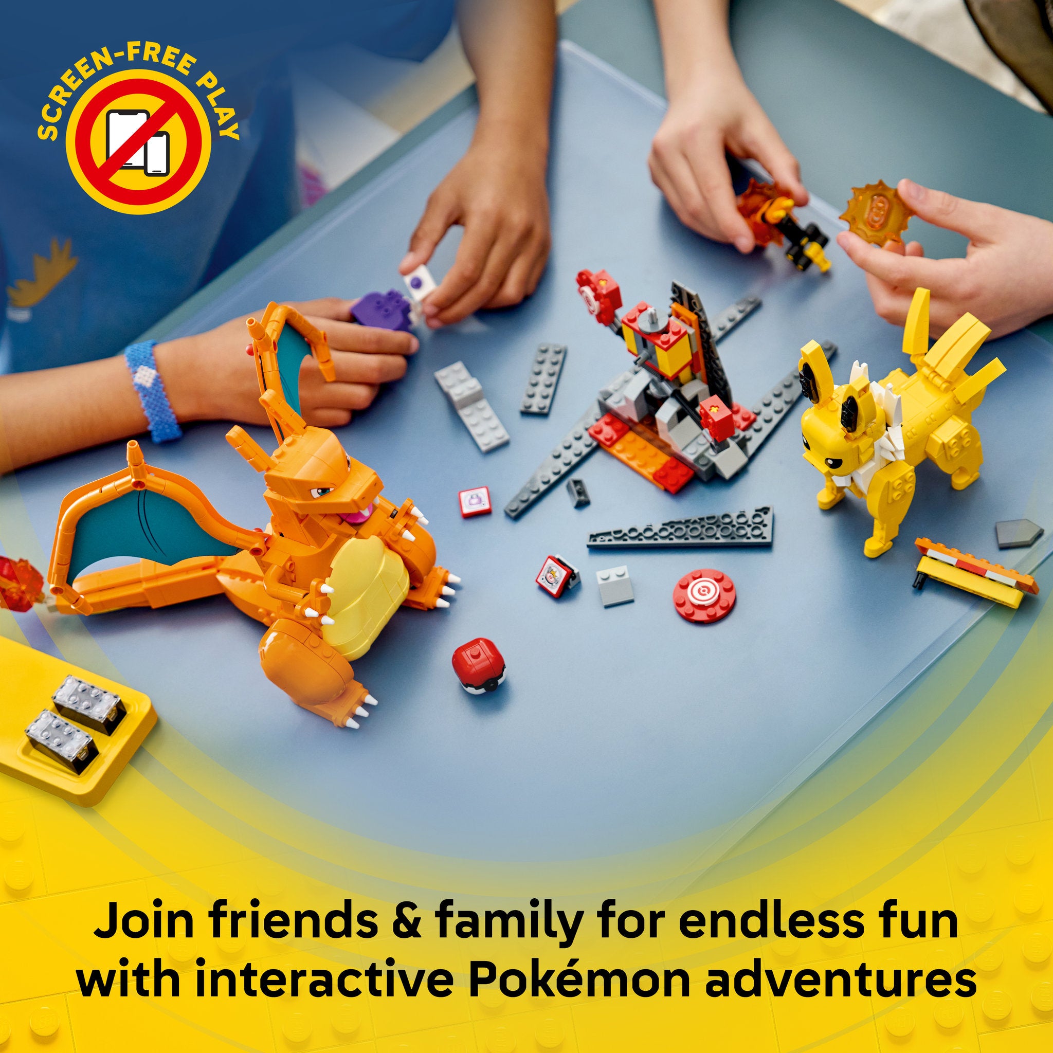 LEGO 72167 Pokémon SMART Play: Charizard vs. Jolteon Ultimate Battle