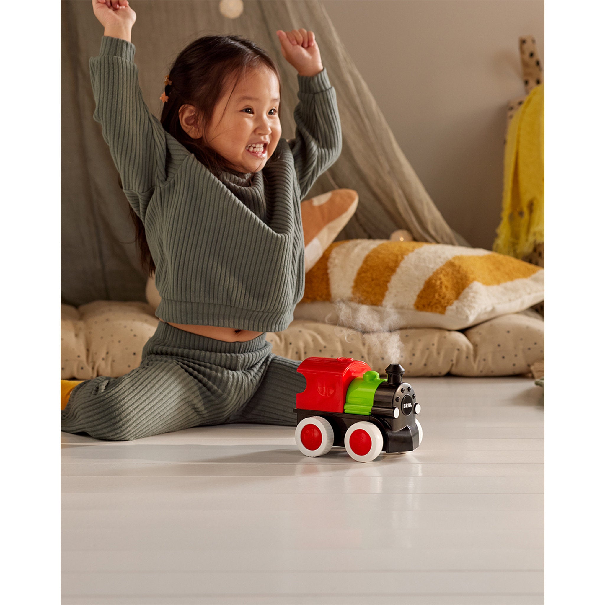 BRIO Steam & Go Train