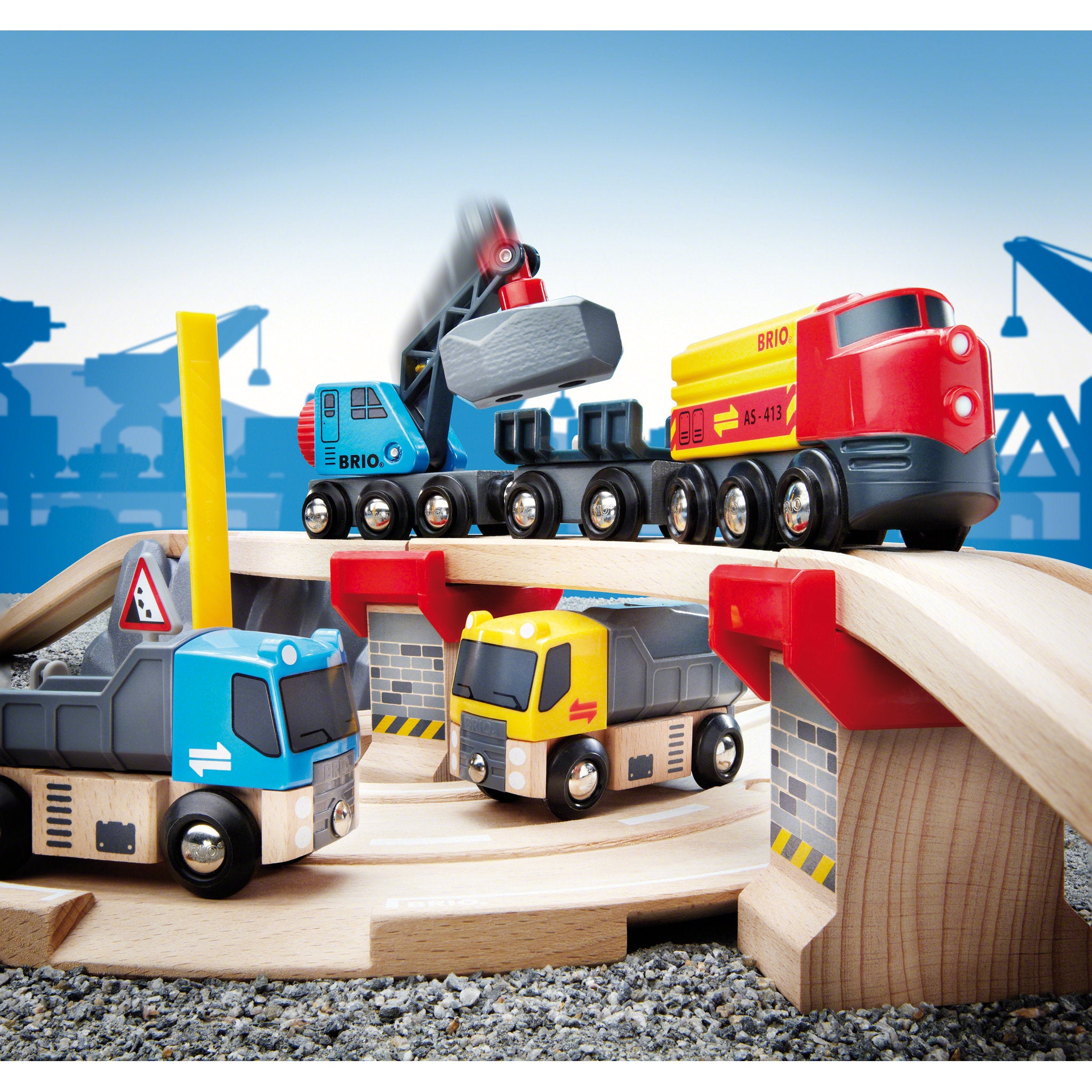 BRIO World  Rail and Road Loading Set 32 Pieces