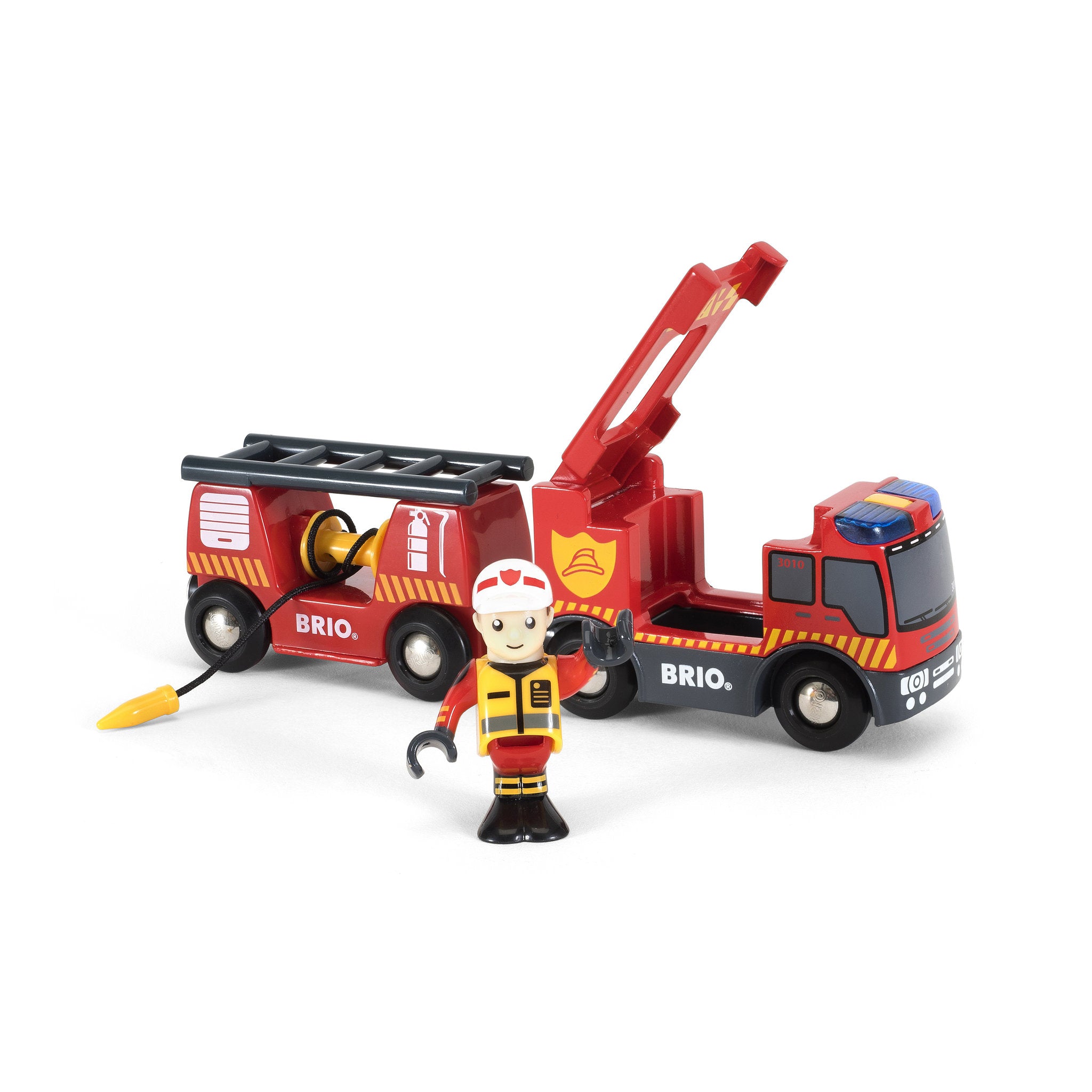 BRIO World Emergency Fire Engine 3 Pieces