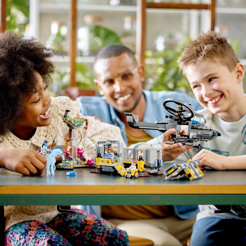 LEGO 75573 Avatar Floating Mountains: Site 26 & Rda Samson