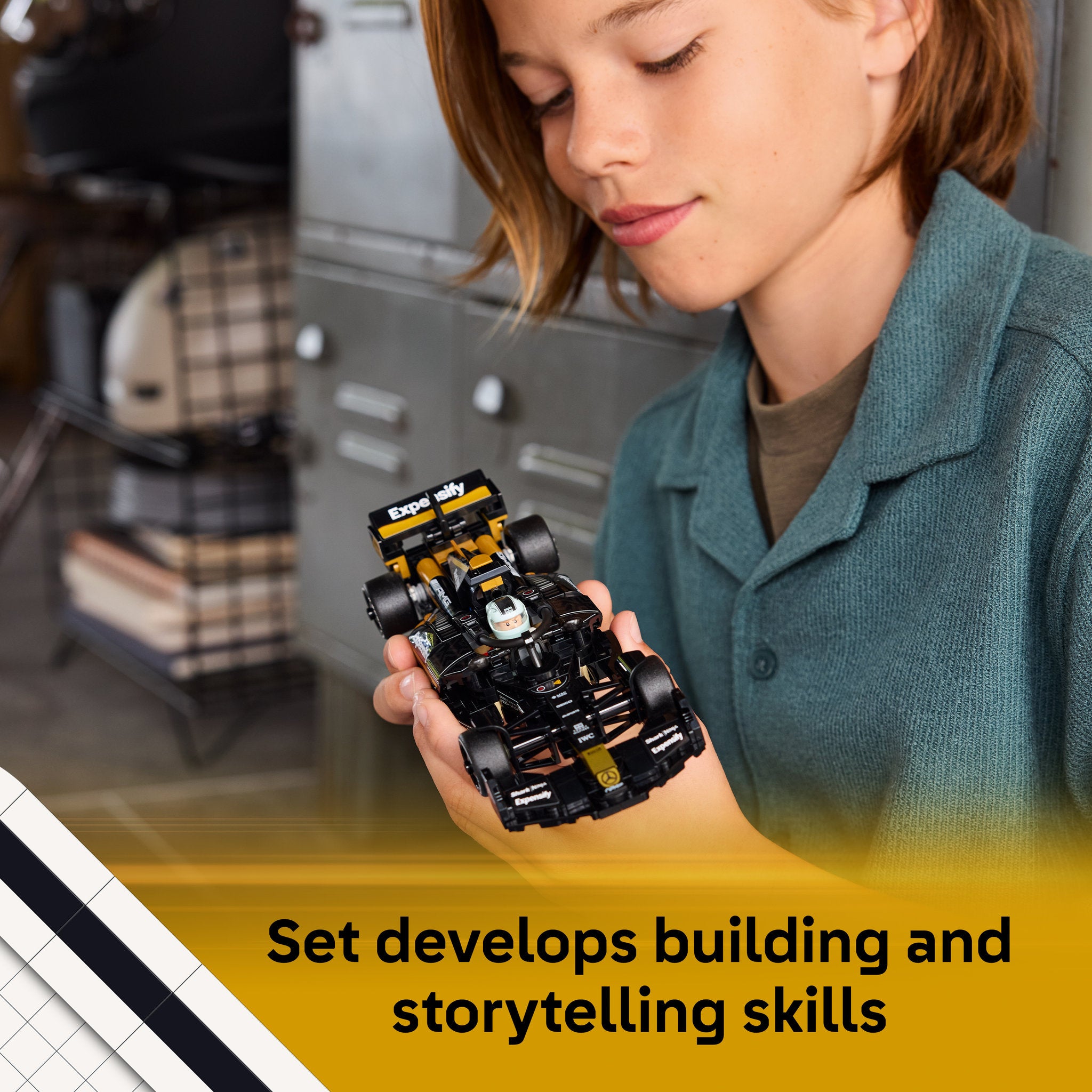 LEGO 77252 Speed Champions APXGP Team Race Car from F1 The Movie