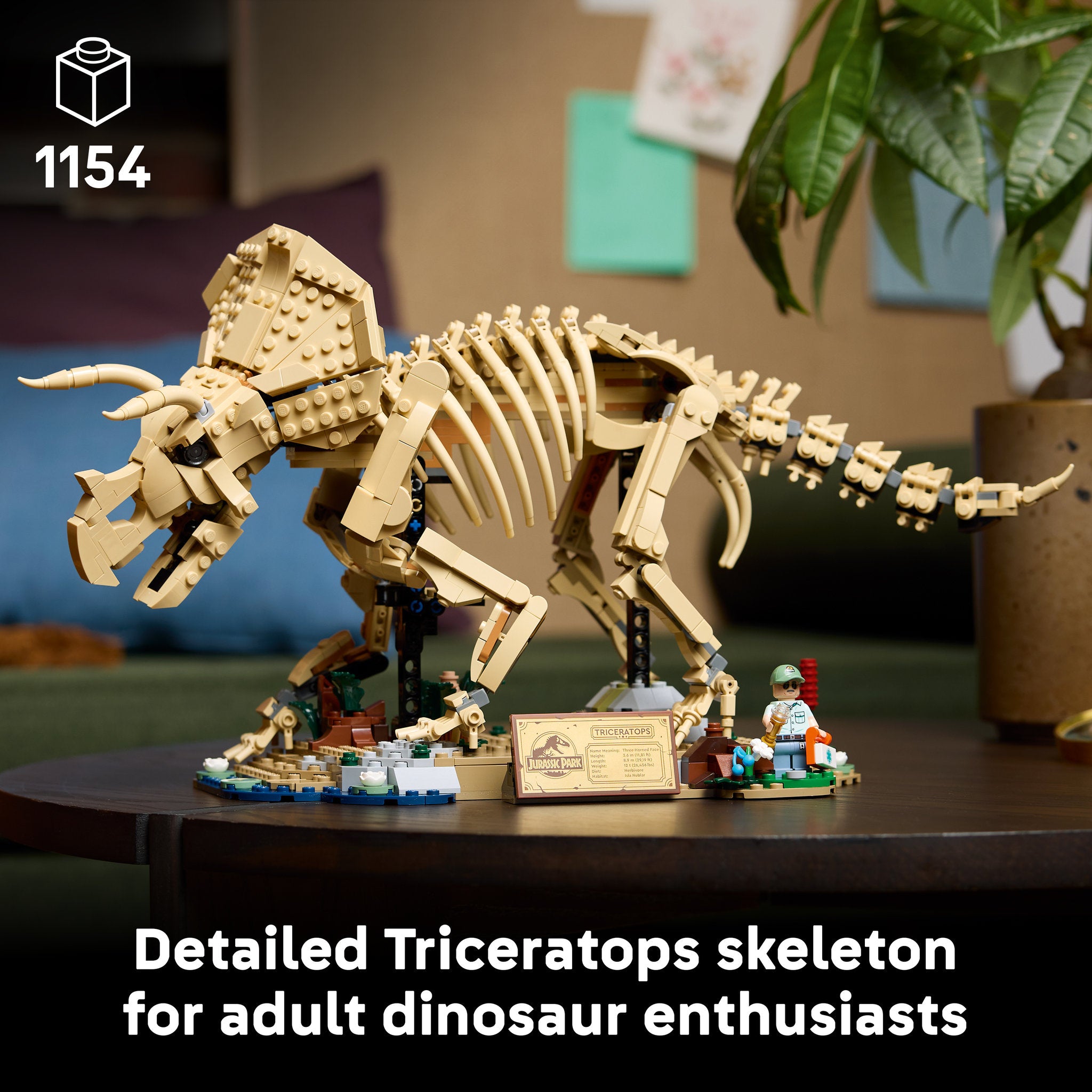 LEGO 77985 Jurassic World Dinosaur Fossils: Triceratops