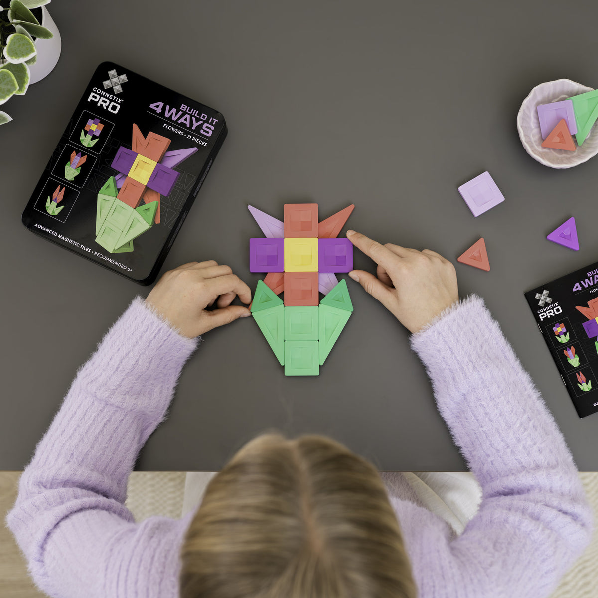 CONNETIX Pro Magnetic Tiles 21 Piece - Build it 4 Ways Flowers