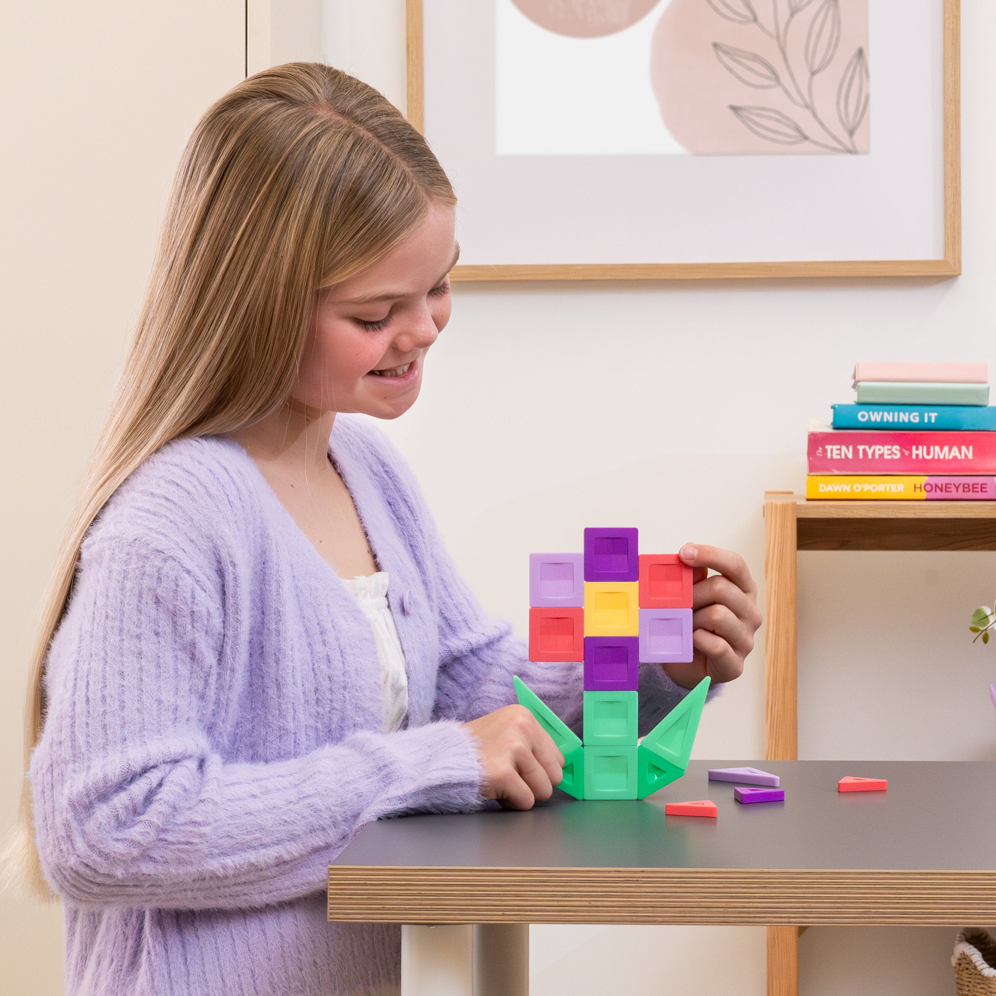CONNETIX Pro Magnetic Tiles 21 Piece - Build it 4 Ways Flowers