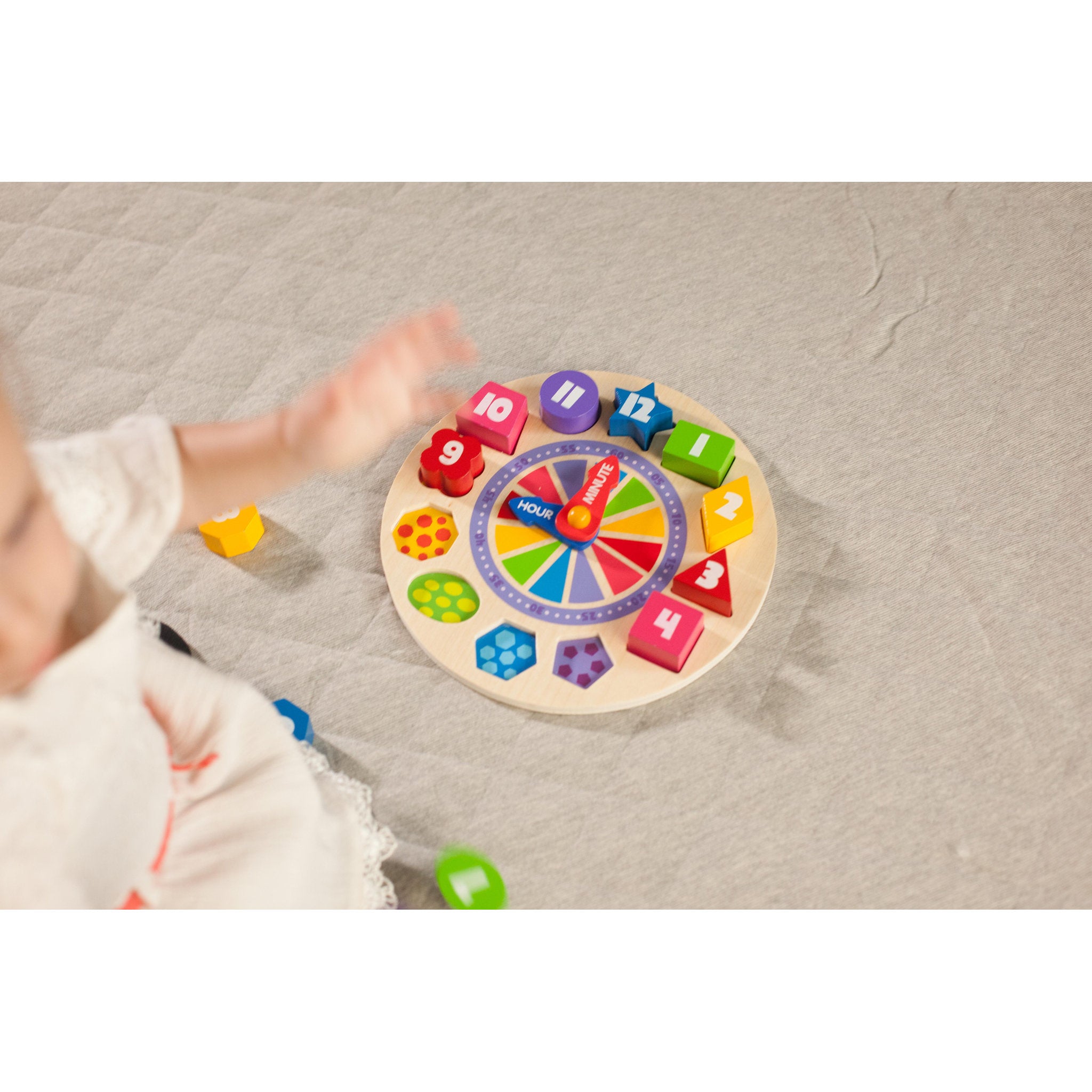 Fat Brain Toys What Time Is It? Glow-In-The-Dark Clock Puzzle