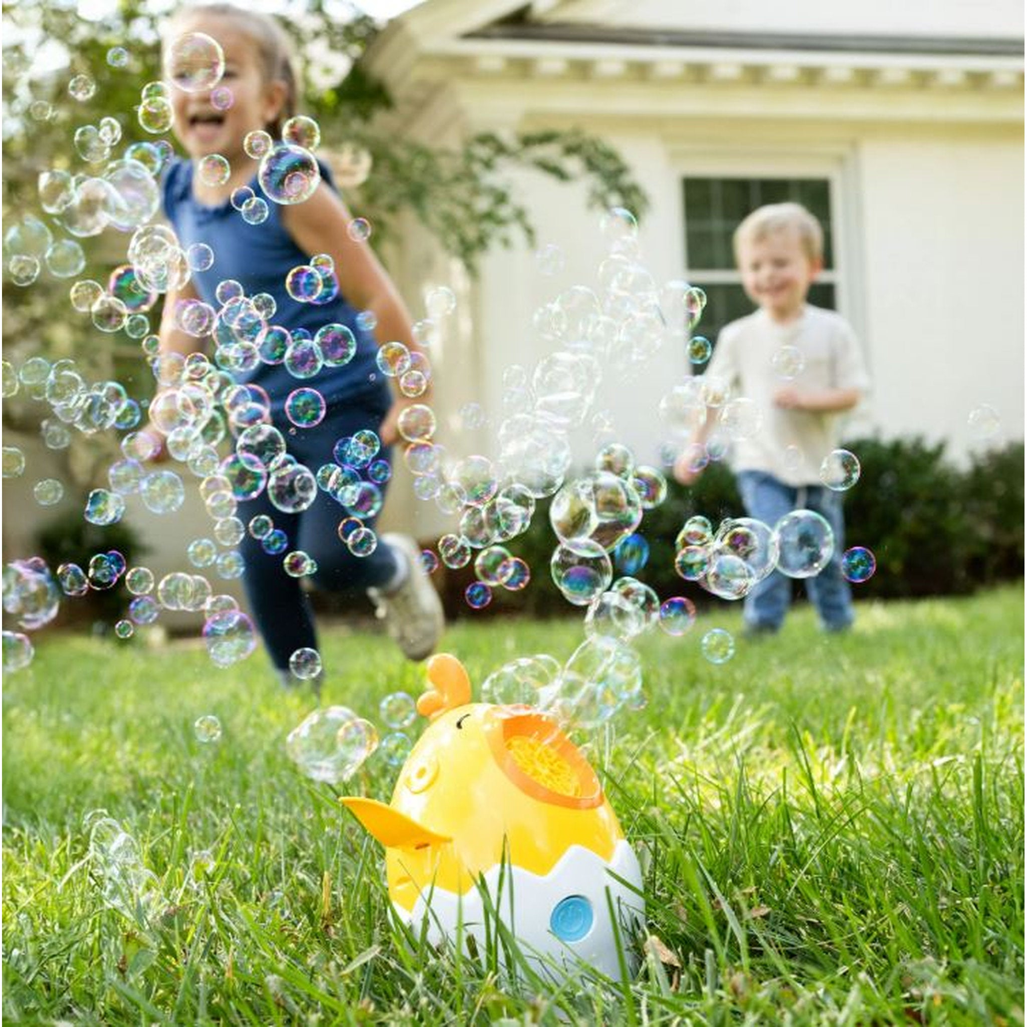 Maxx Bubbles! Dancing Chicken