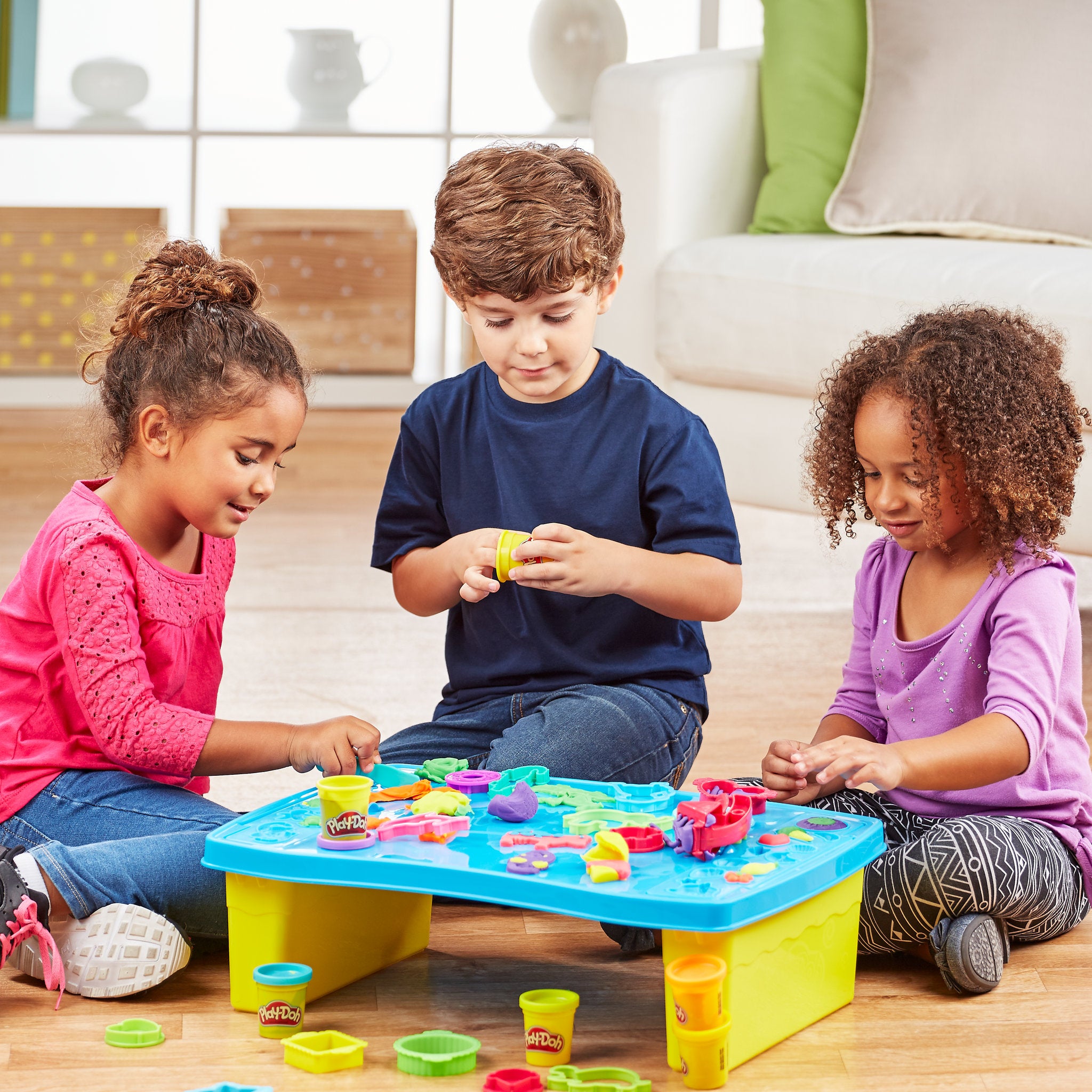 Play-Doh Play N Store Table