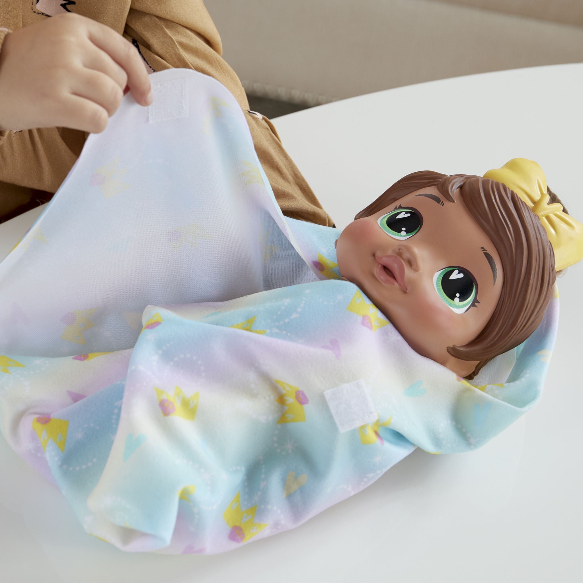 Baby Alive Pretend Shampoo Snuggle Brown Hair Sophia
