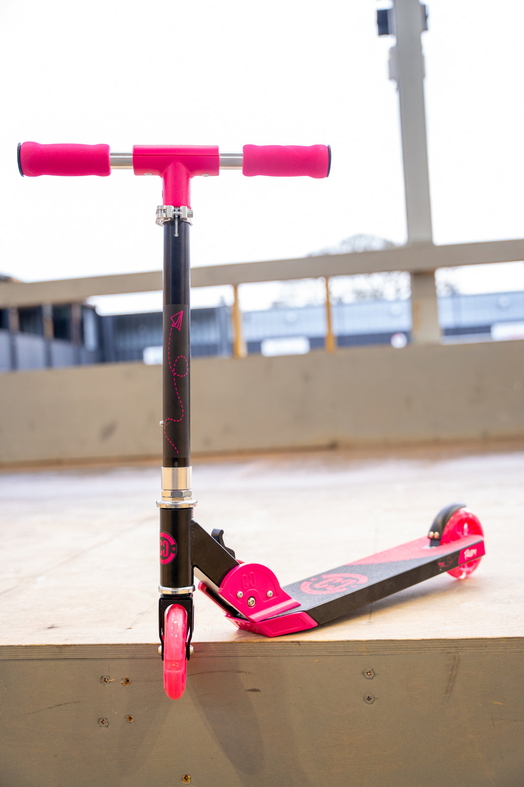 CORE Kids Foldy Scooter - Pink With Led Wheels