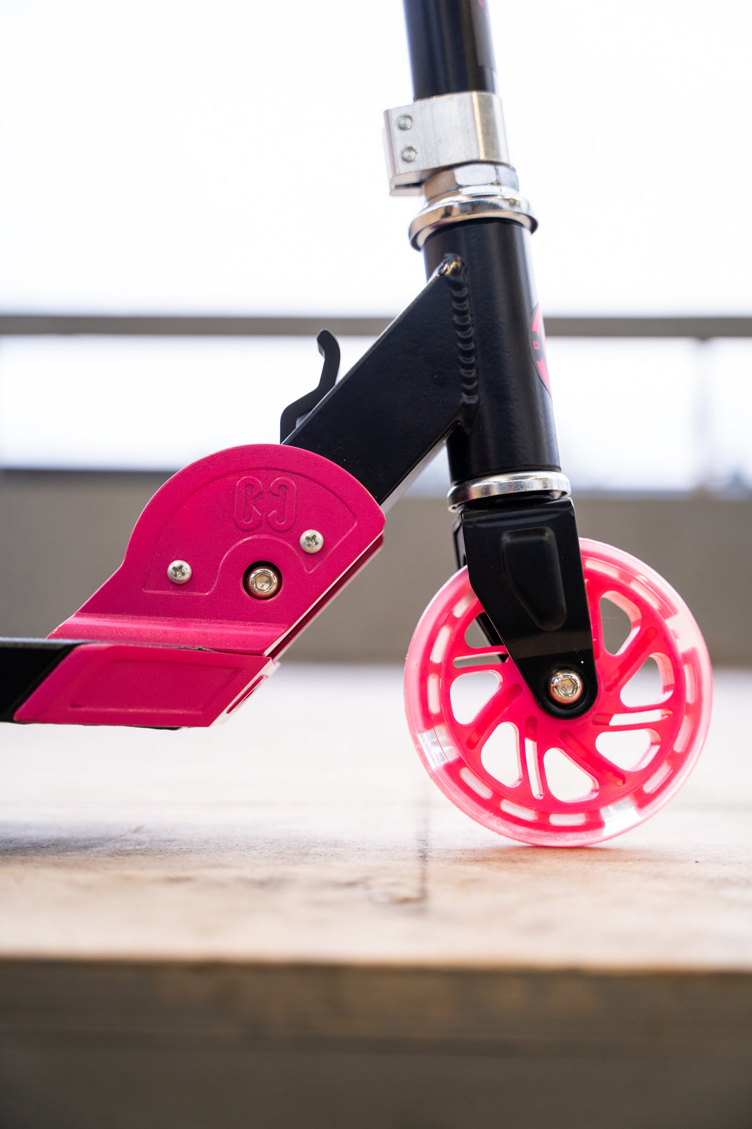 CORE Kids Foldy Scooter - Pink With Led Wheels