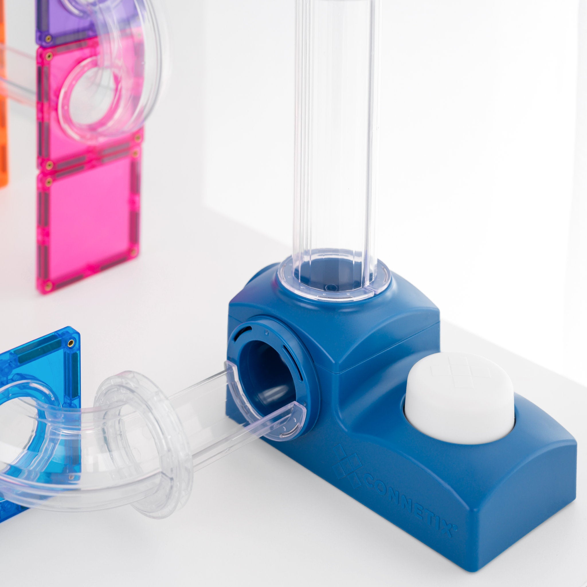 CONNETIX Magnetic Tiles 47 Piece - Ball Run Launcher Pack