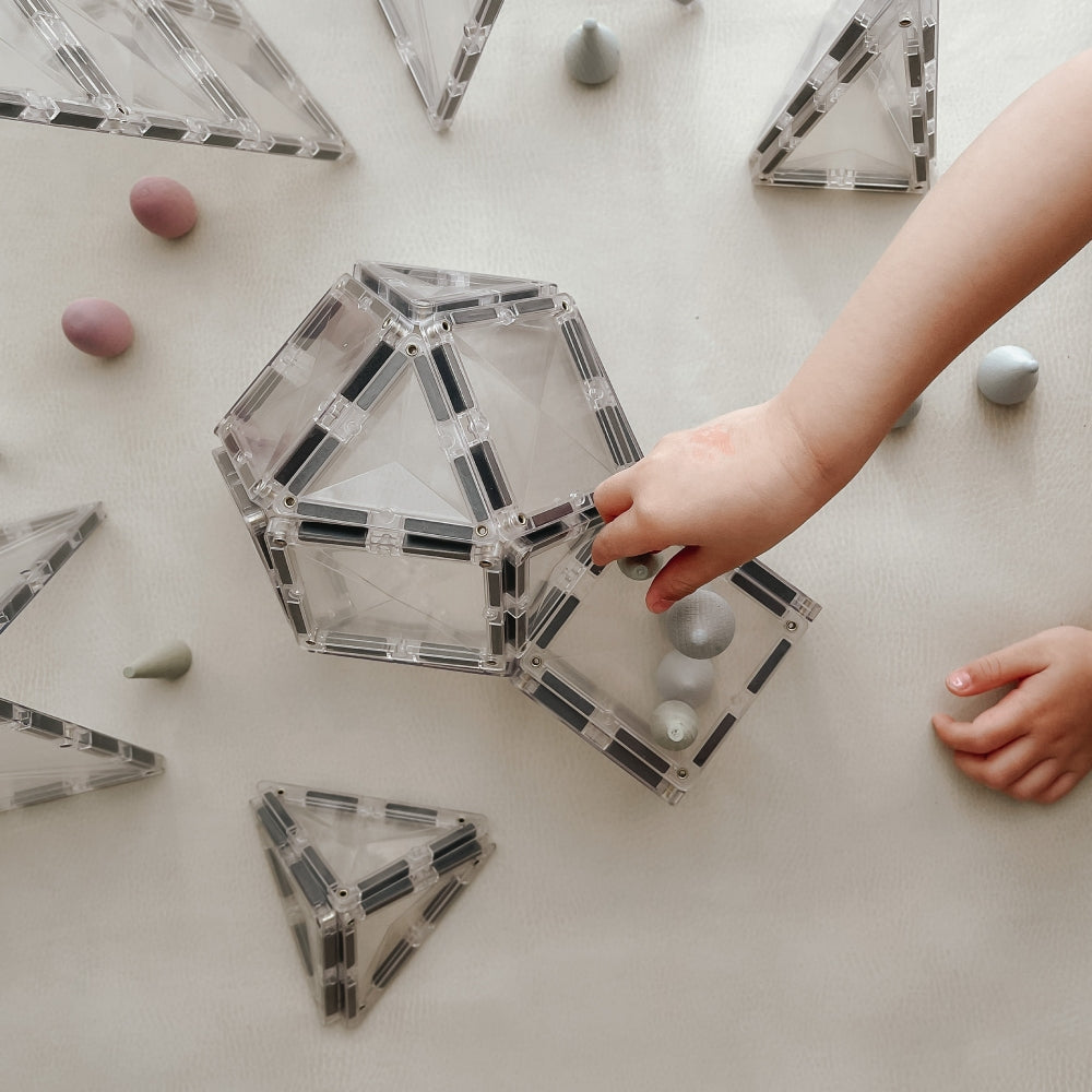 CONNETIX Magnetic Tiles 34 Piece Clear Pack