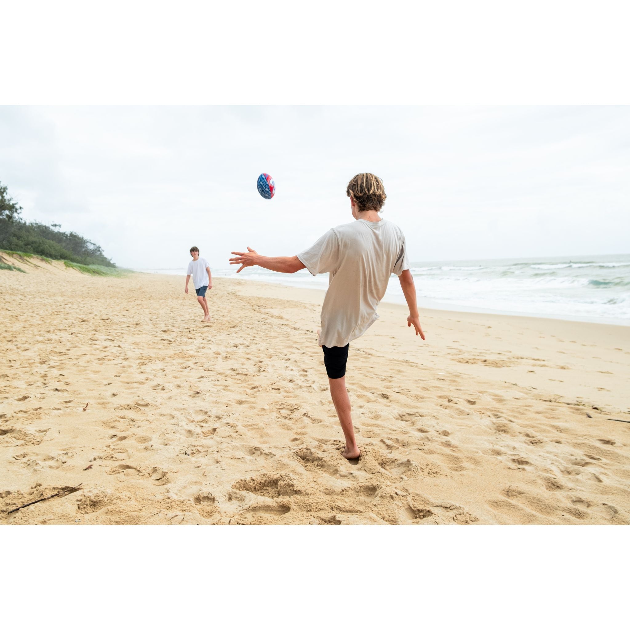 Cooee Neoprene Football 9 Inch - Red