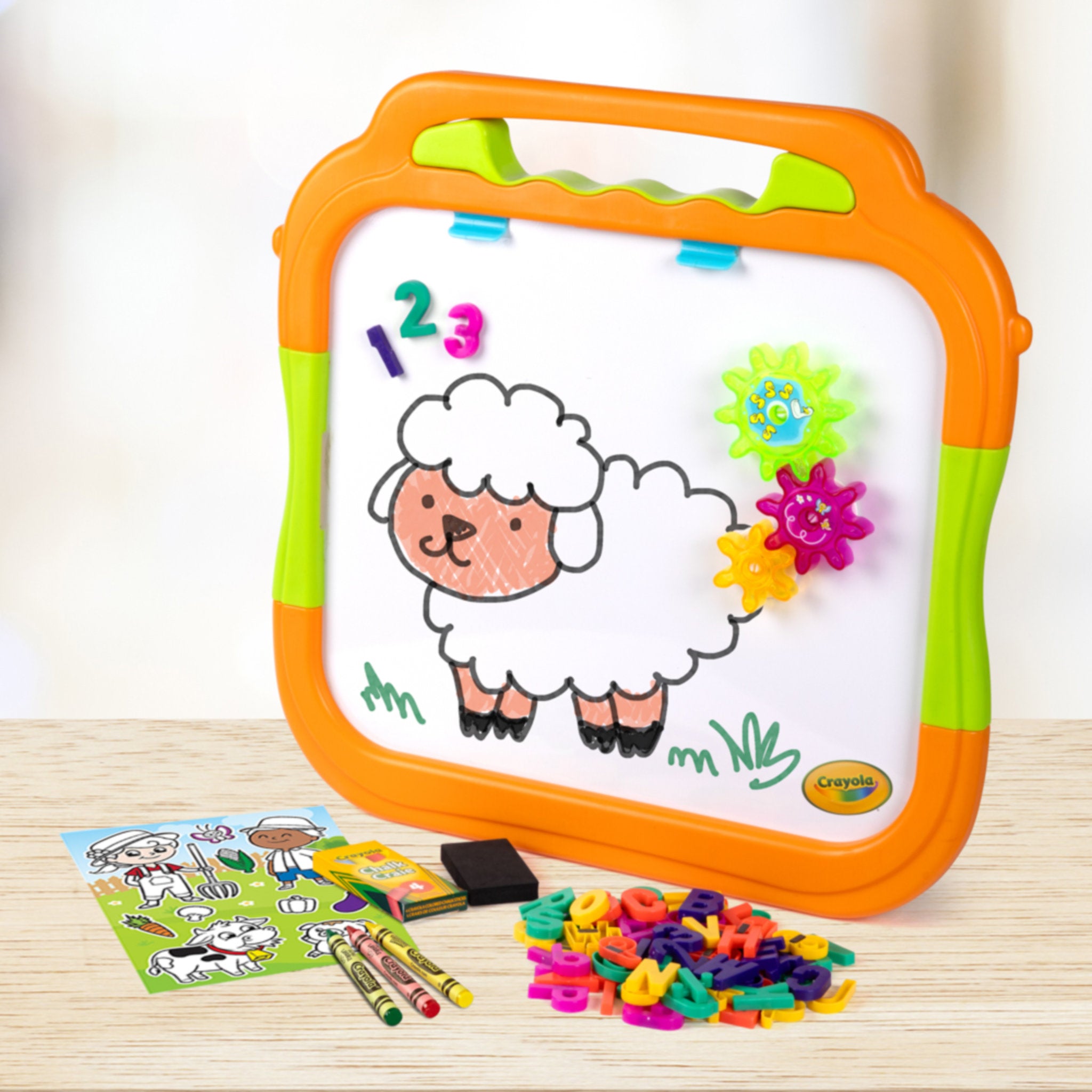 Crayola Ready-to-Play Double-Sided Board & Farm Playset