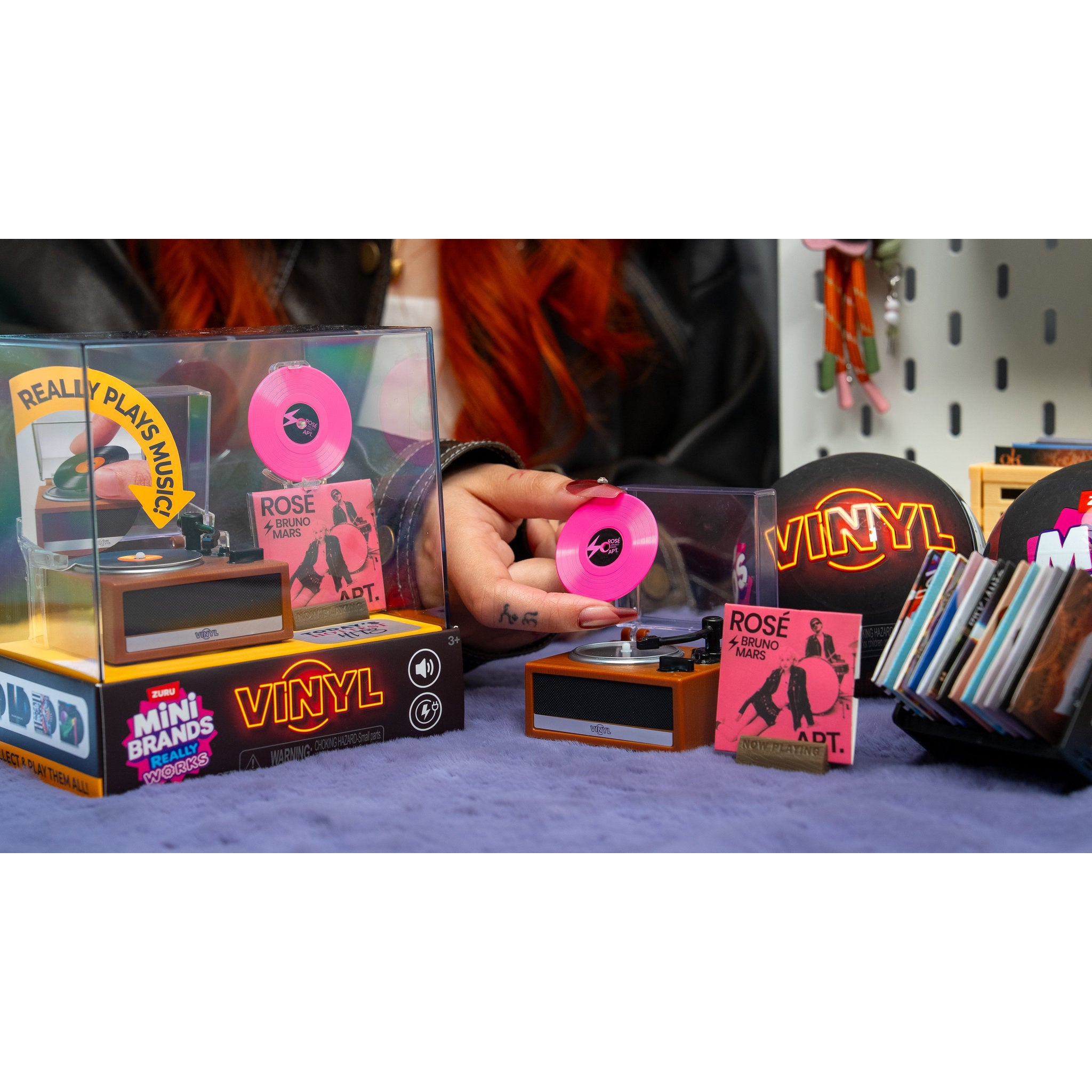 ZURU Mini Brands Vinyls Playset Series 1
