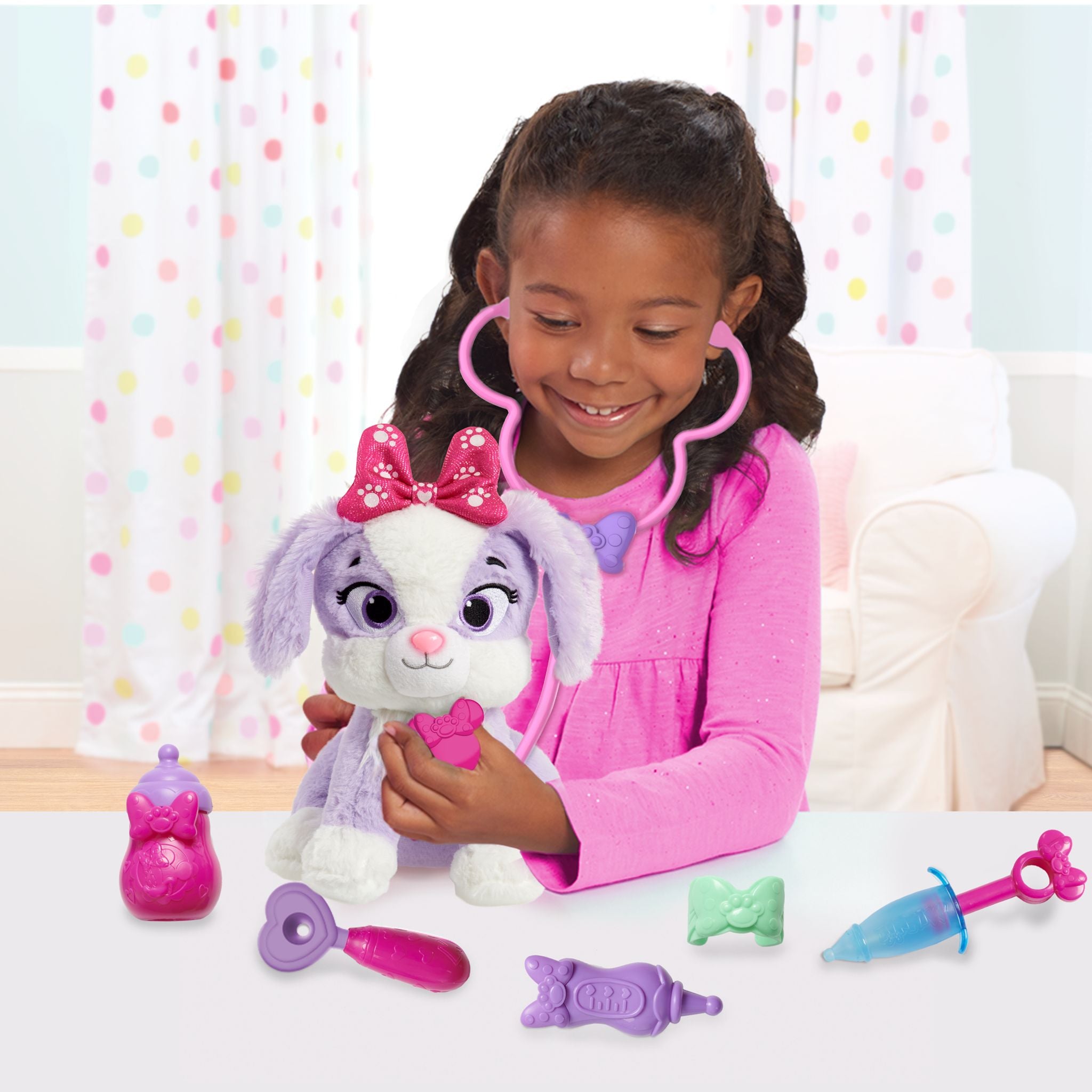 Disney Junior Minnie Mouse On-the-Go Pet Vet Backpack Set