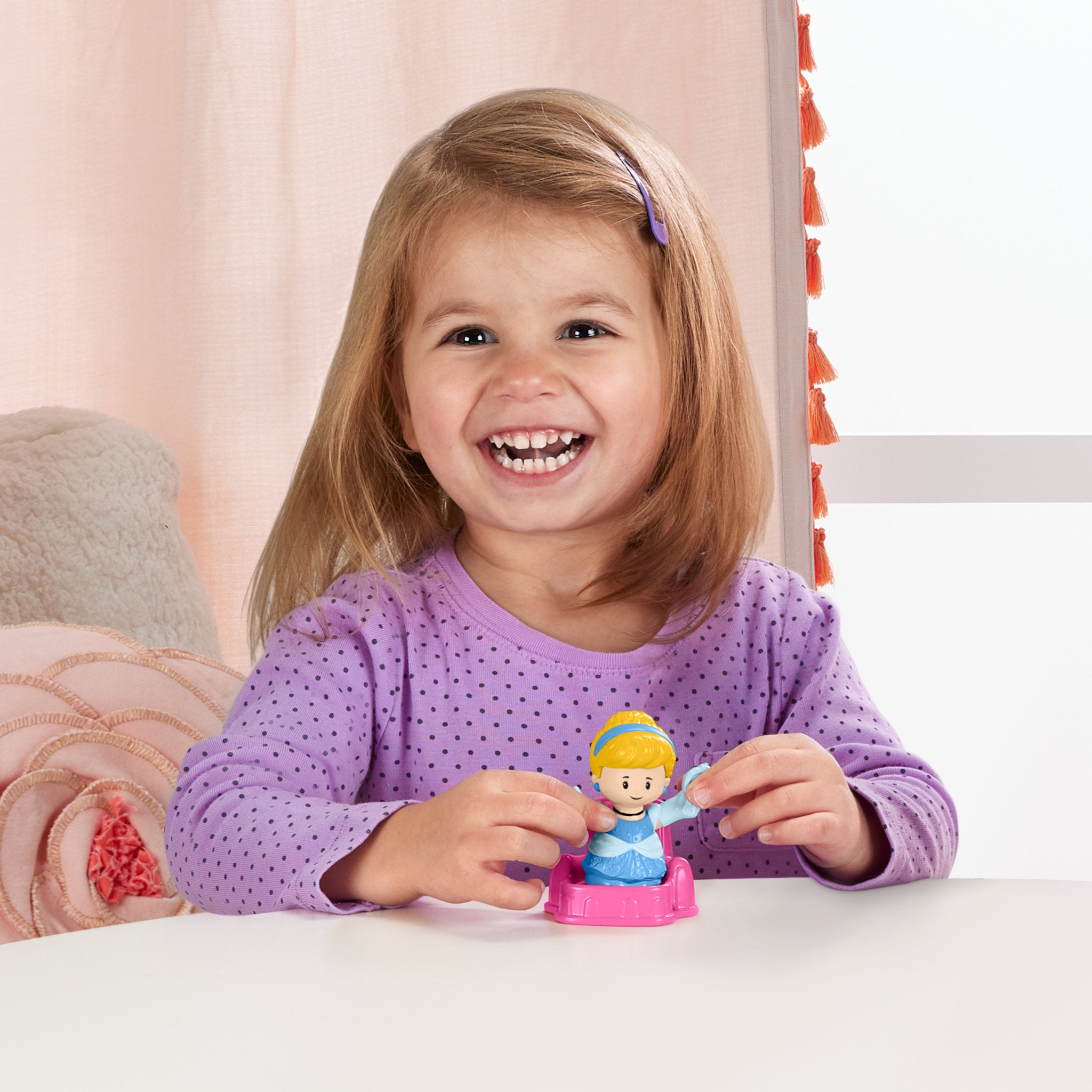 Fisher-Price Little People Disney Princess Cinderella On-the-Go Playset